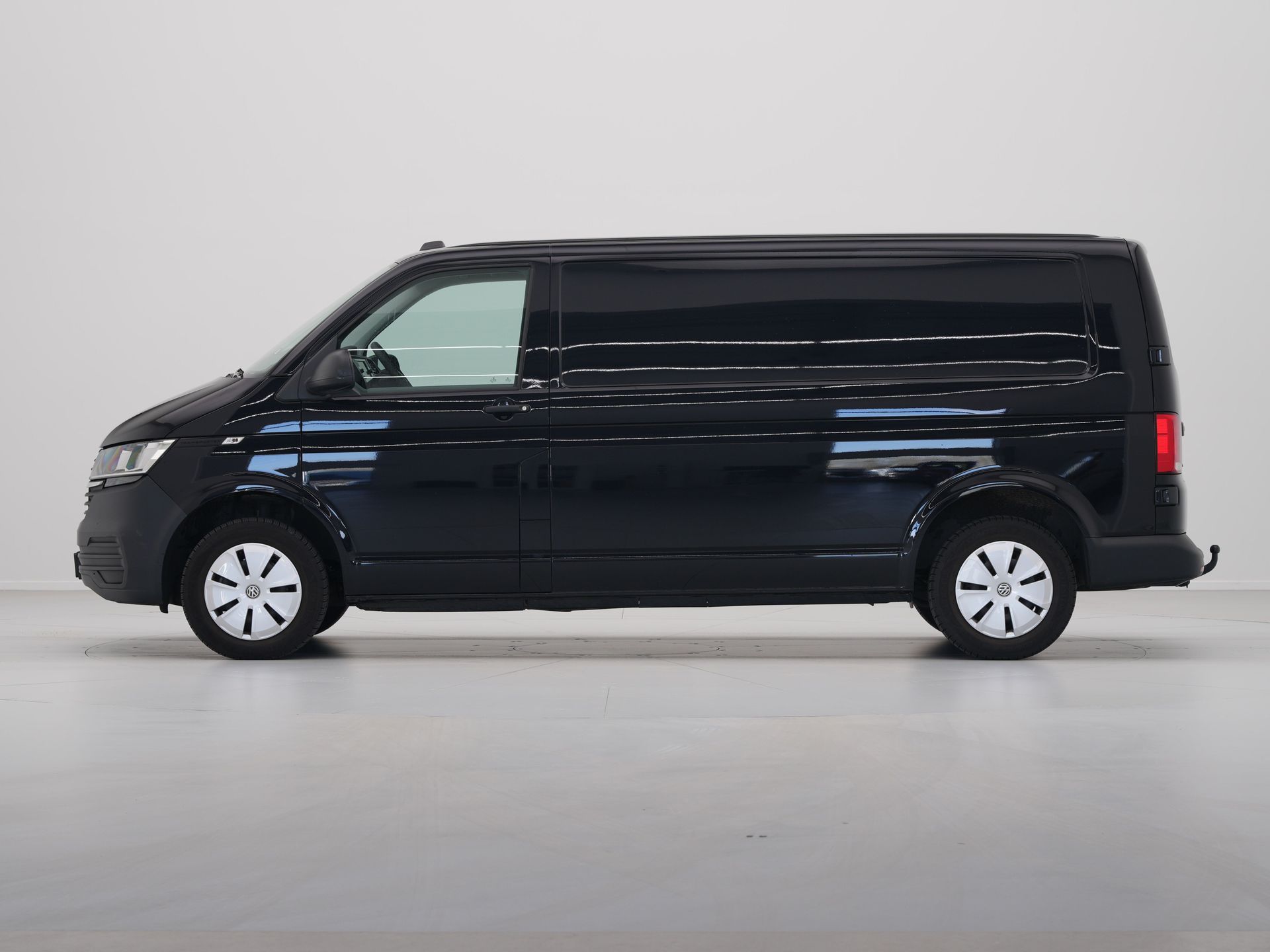 Volkswagen - Transporter 2.0 TDI L2H1 28 Economy Business - 2024