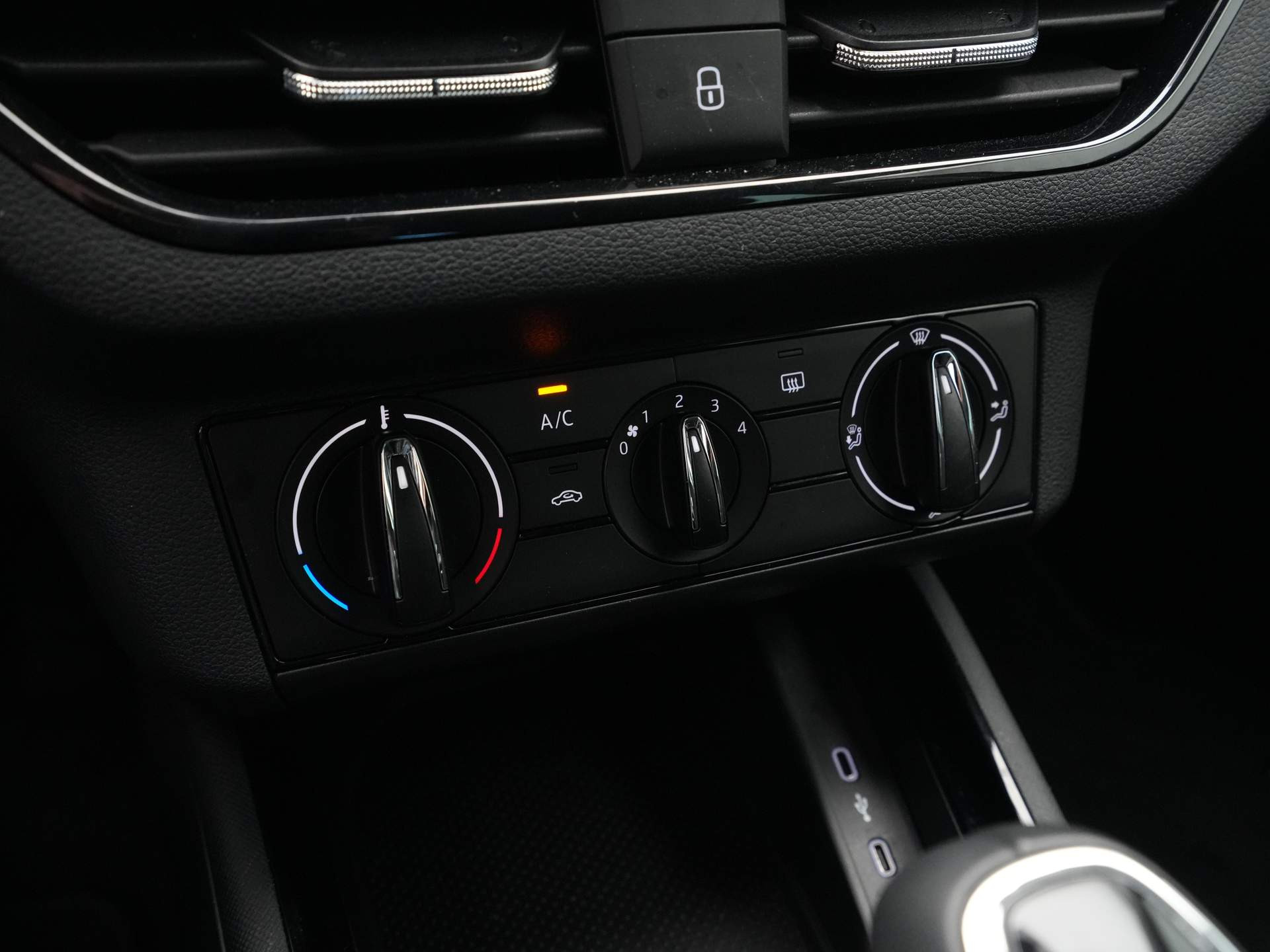 Škoda - Scala 1.0 TSI 110pk DSG Ambition - 2024