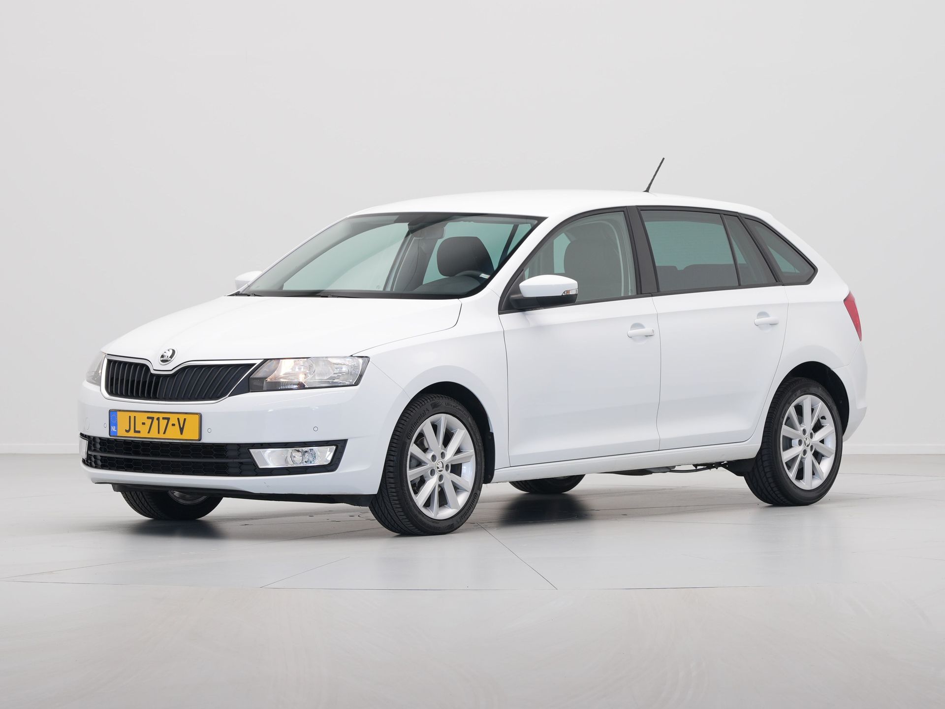 Škoda - Rapid Spaceback 1.2 TSI 90pk Greentech JOY - 2016