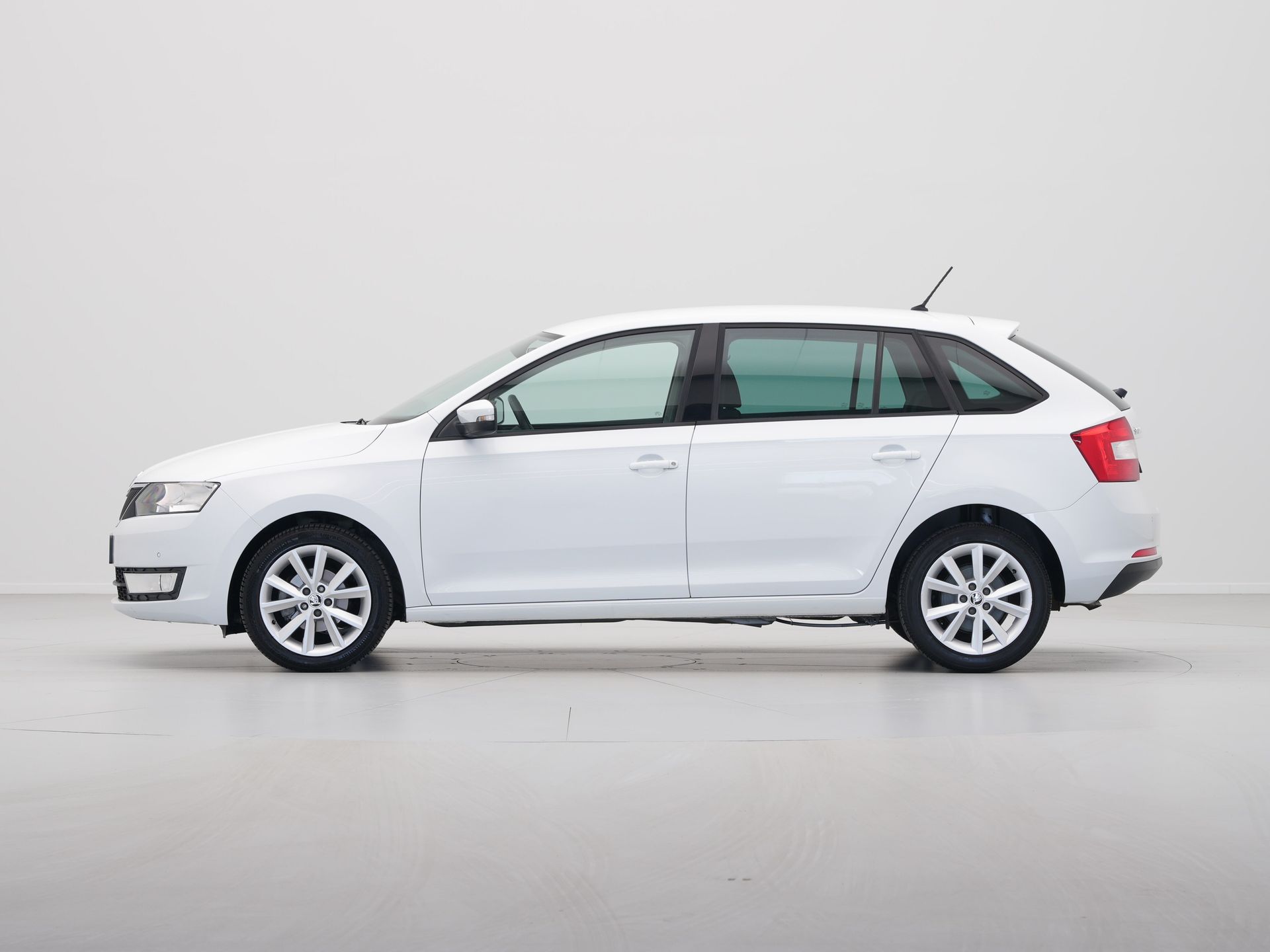 Škoda - Rapid Spaceback 1.2 TSI 90pk Greentech JOY - 2016