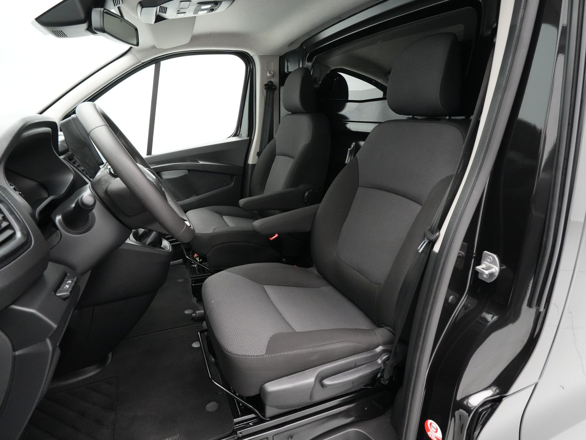 Renault - Trafic 2.0 dCi 130 T30 L2H1 Comfort - 2023