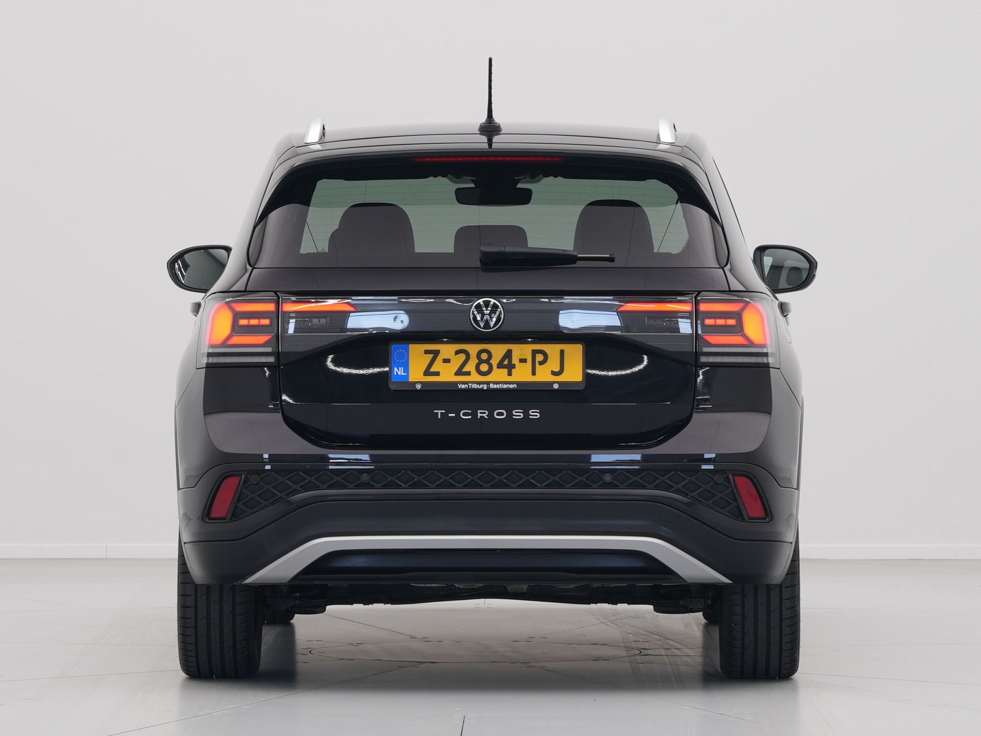 Volkswagen - T-Cross 1.0 TSI 115pk DSG R-Line - 2024