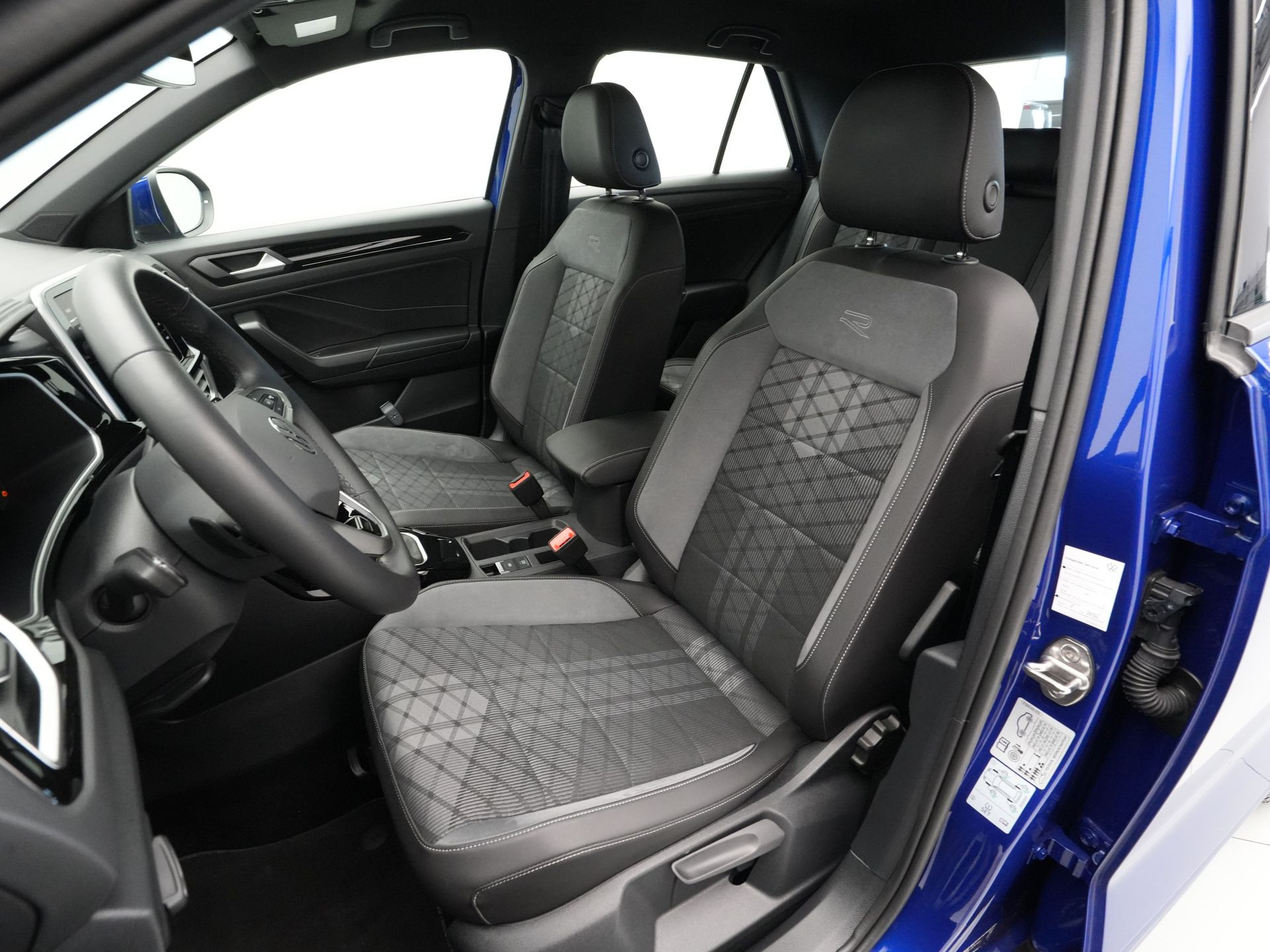 Volkswagen - T-Roc 1.5 TSI 150pk DSG R-Line - 2024