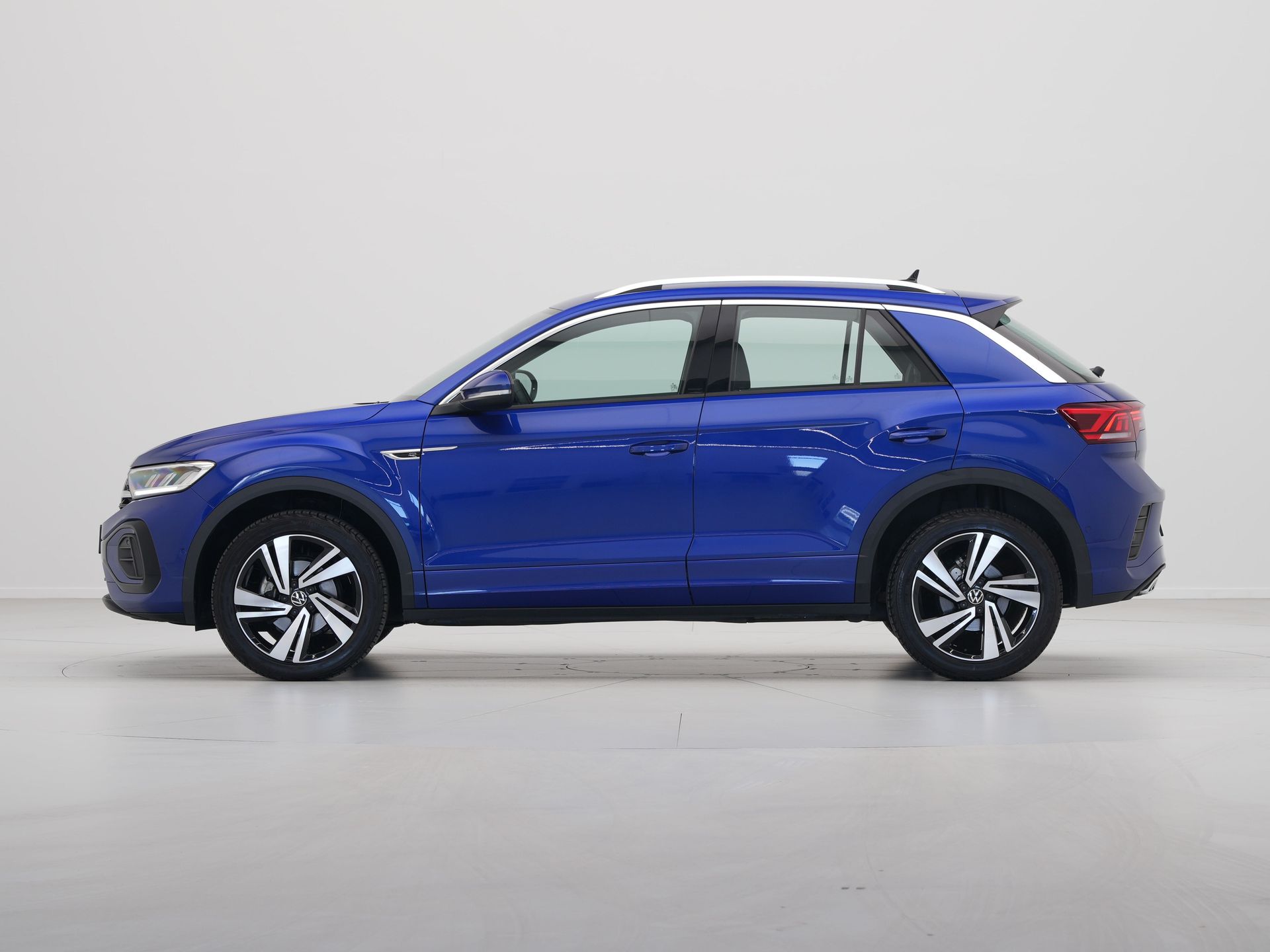 Volkswagen - T-Roc 1.5 TSI 150pk DSG R-Line - 2024