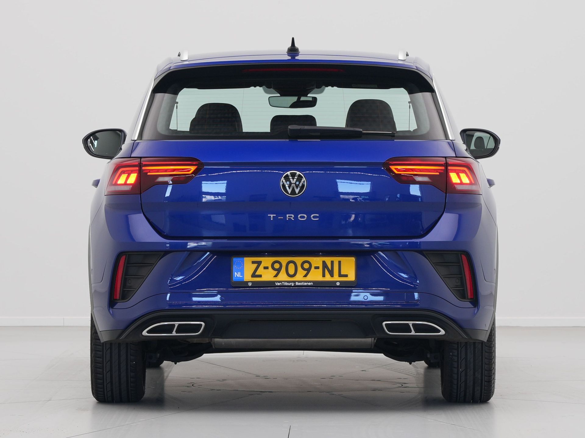 Volkswagen - T-Roc 1.5 TSI 150pk DSG R-Line - 2024