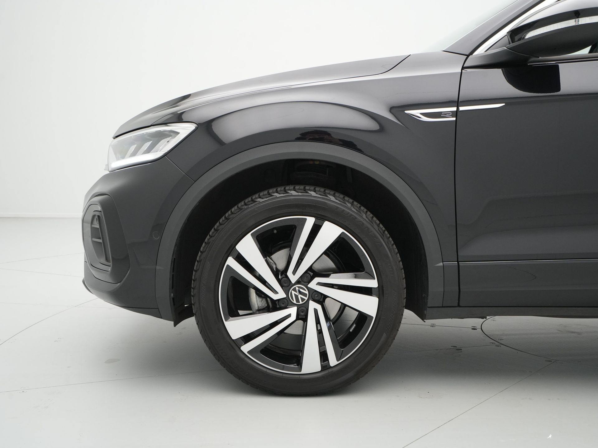 Volkswagen - T-Roc 1.5 TSI 150pk DSG R-Line - 2024