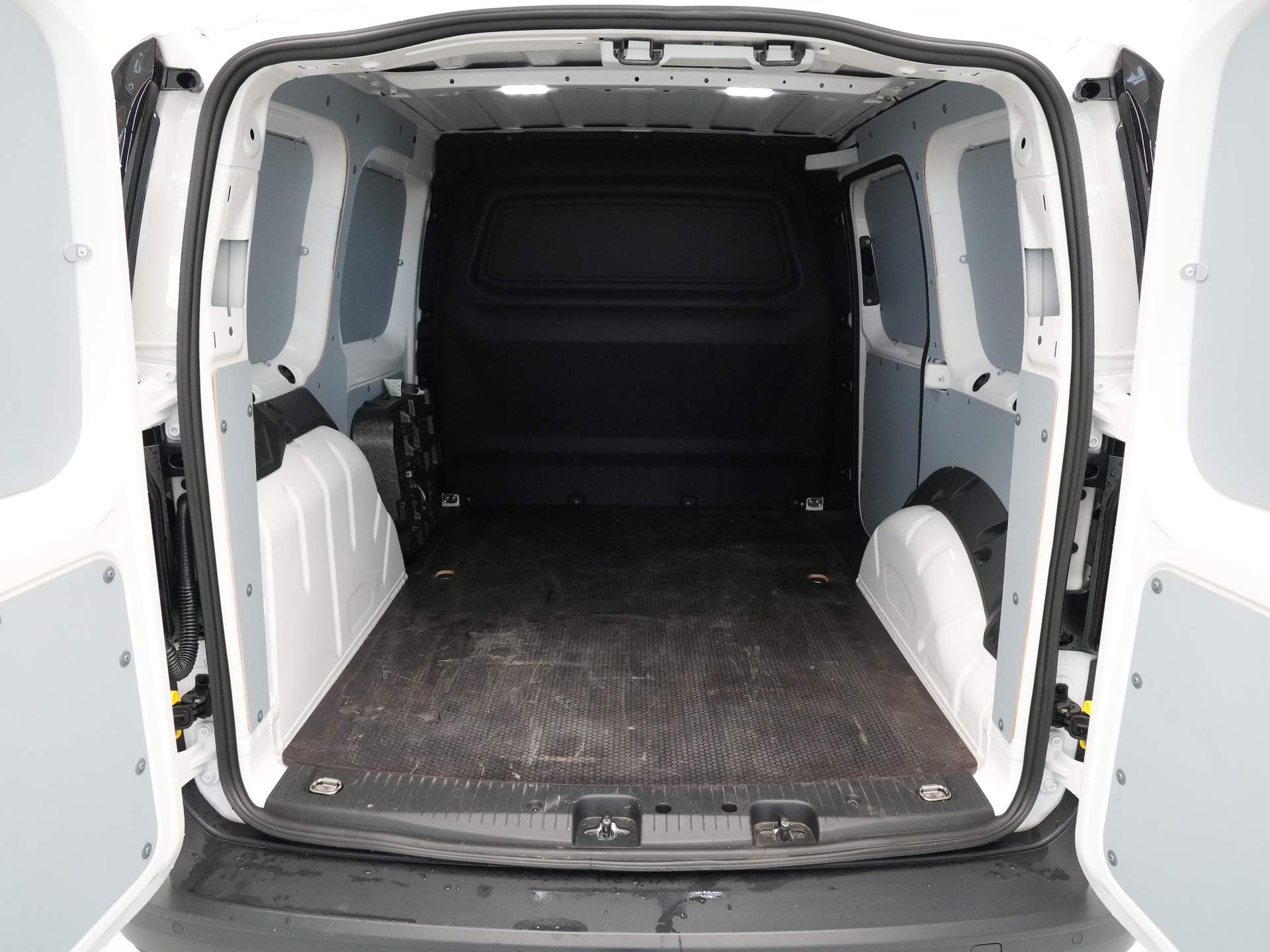 Volkswagen - Caddy Cargo 2.0 TDI Comfort - 2024