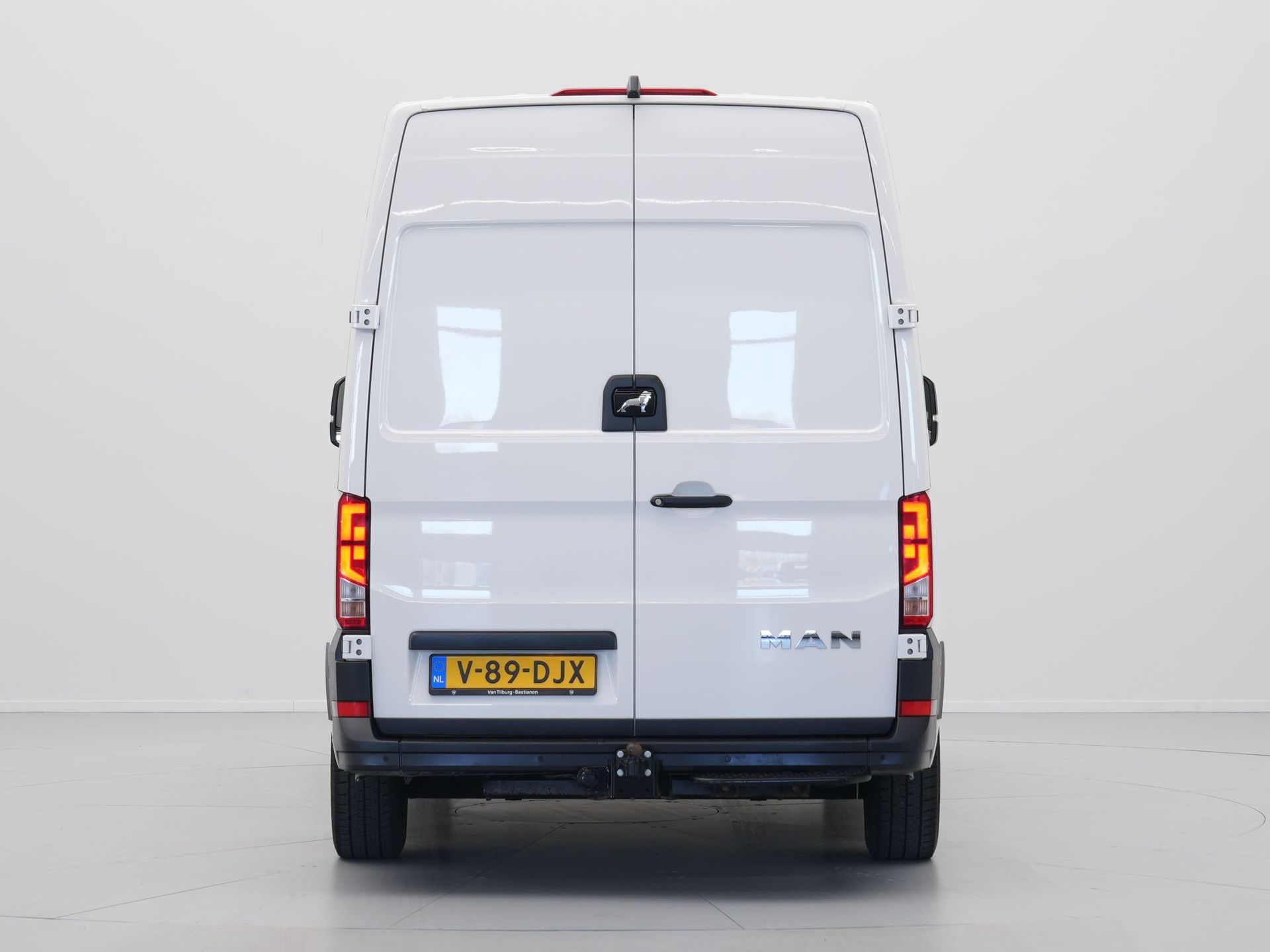 MAN - TGE 35 2.0 140pk DSG Standaard Hoog - 2024