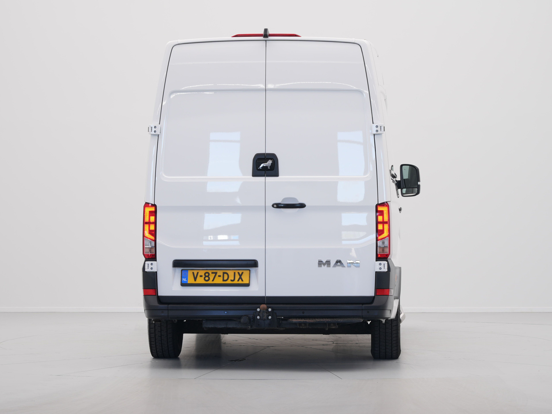 MAN - TGE 35 2.0 140pk DSG Standaard Hoog - 2024