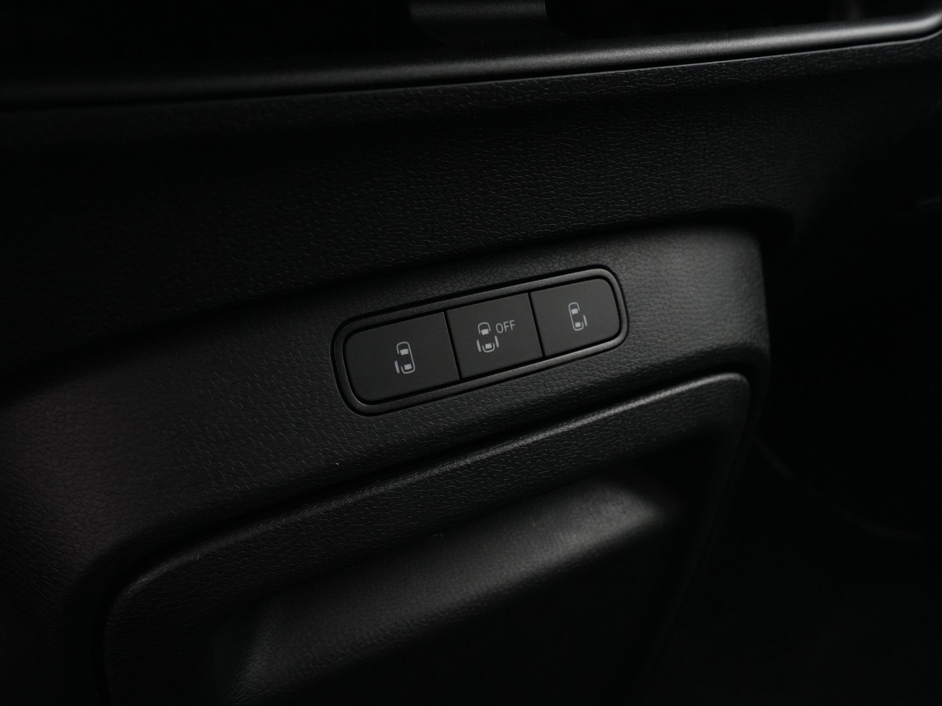 Volkswagen - ID. Buzz Pro 77kWh - 2023
