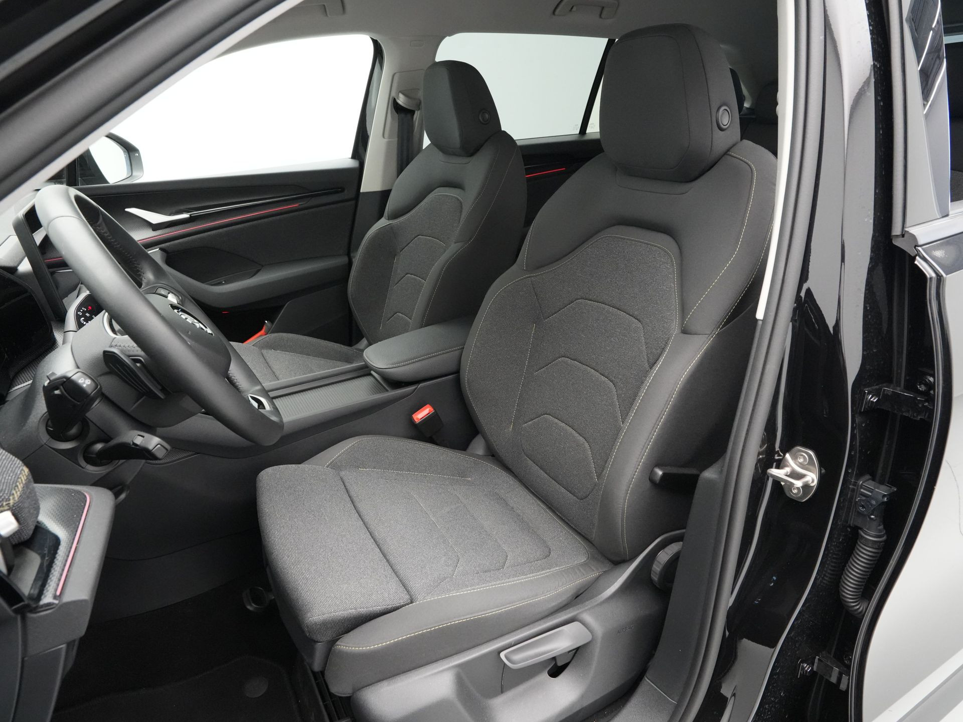 Škoda - Kodiaq 1.5 TSI 150pk DSG MHEV First Edition 7 persoons - 2024