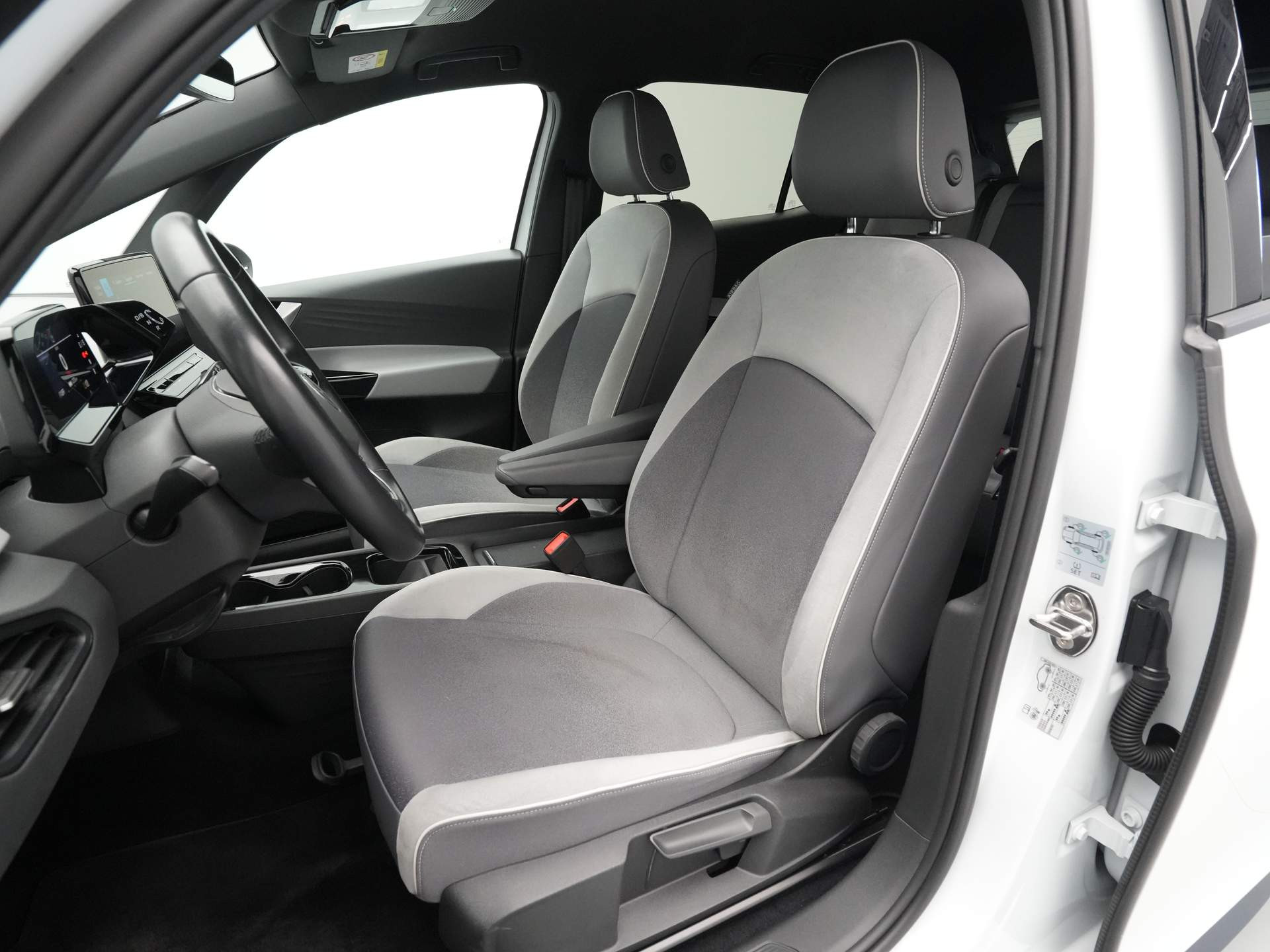 Volkswagen - ID.3 First Plus 58 kWh 204pk - 2020