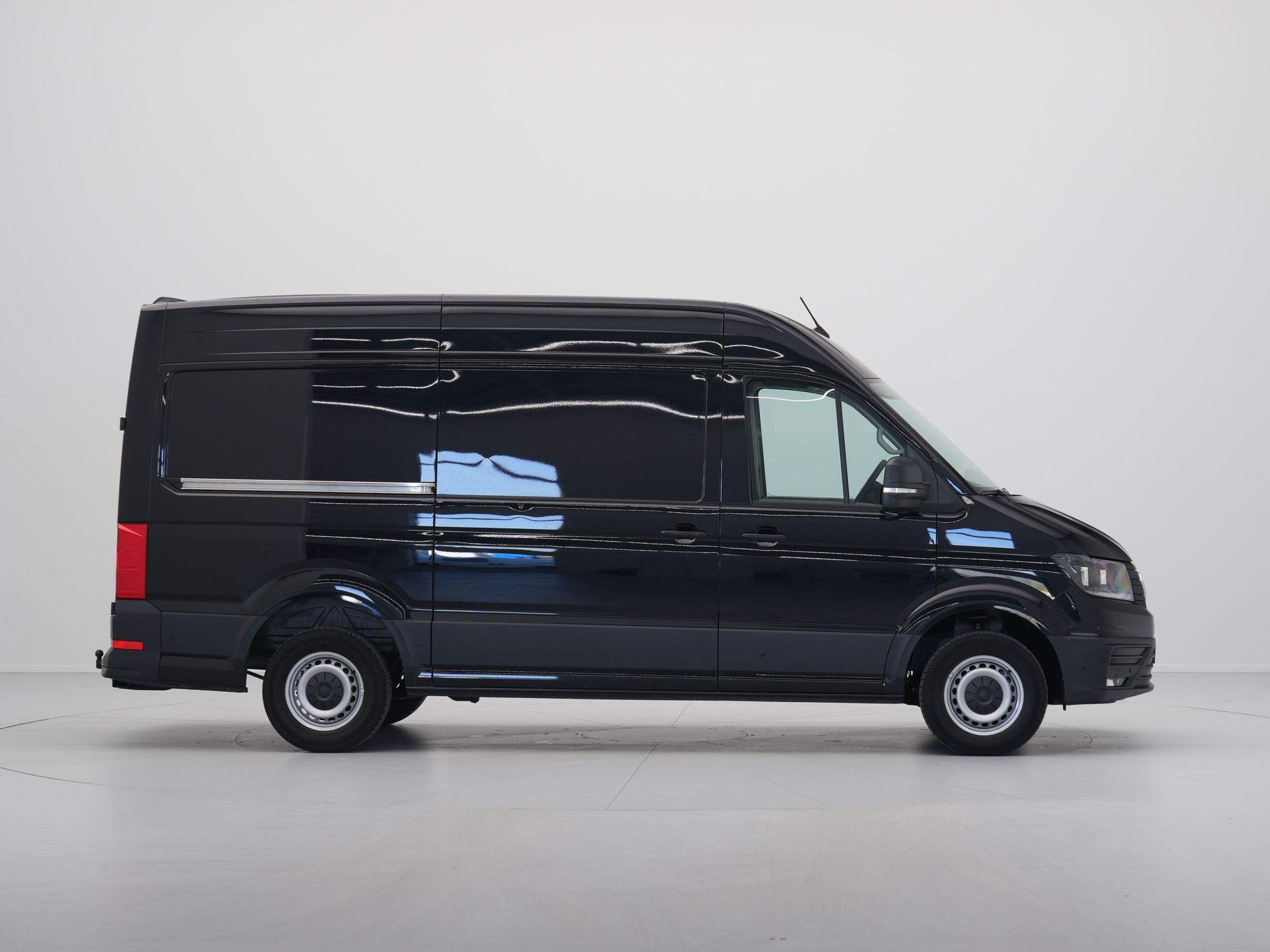 Volkswagen - Crafter 35 2.0 TDI L3H3 Highline EURO VI - 2024
