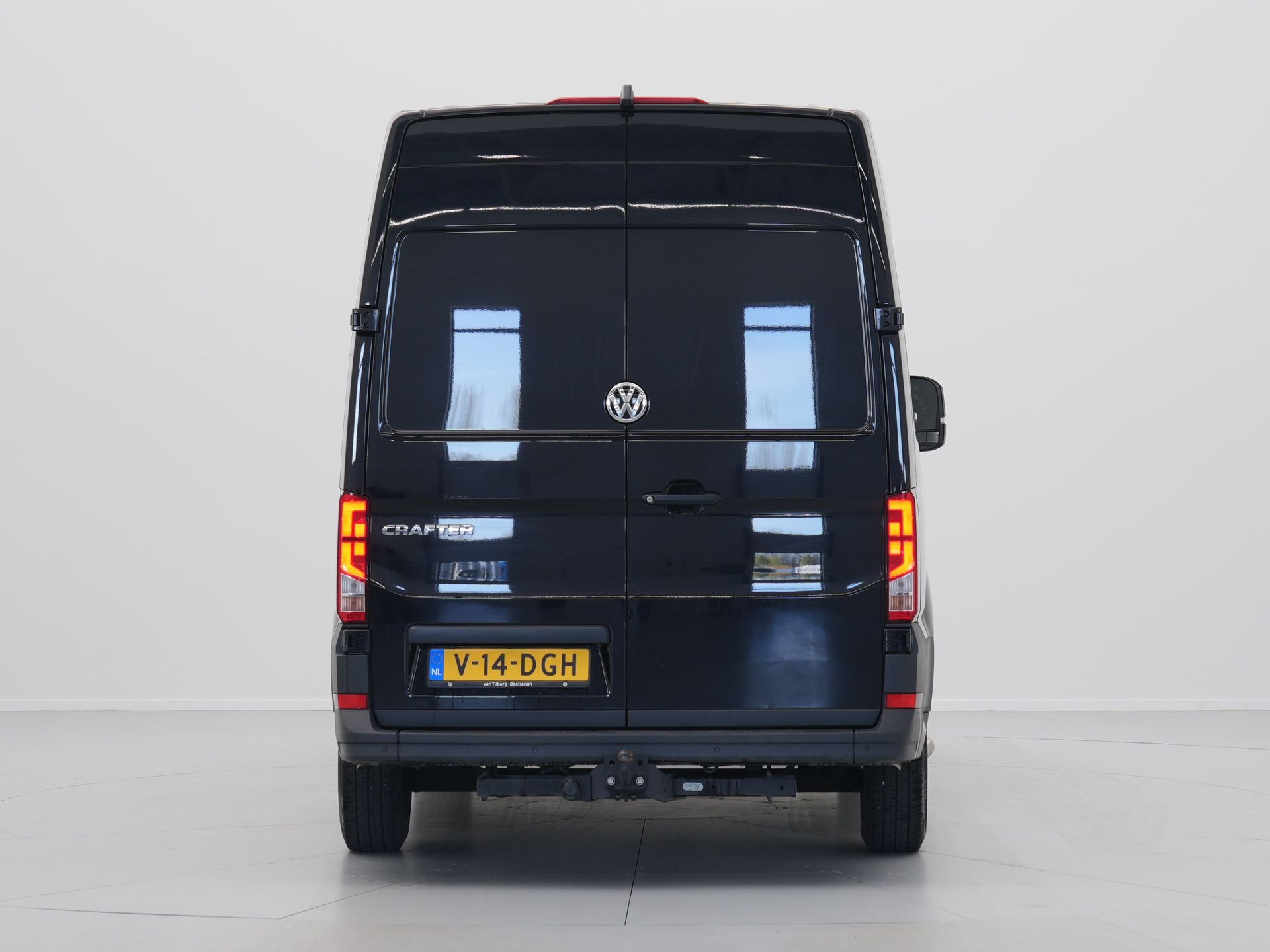 Volkswagen - Crafter 30 2.0 TDI 140pk DSG L3H3 Highline - 2024