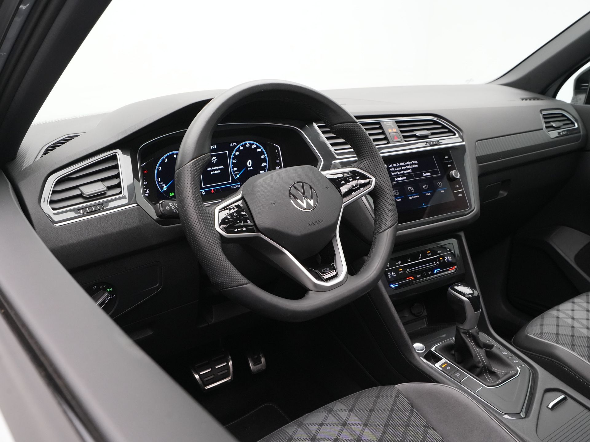 Volkswagen - Tiguan 1.5 TSI 150pk DSG R-Line Business - 2023