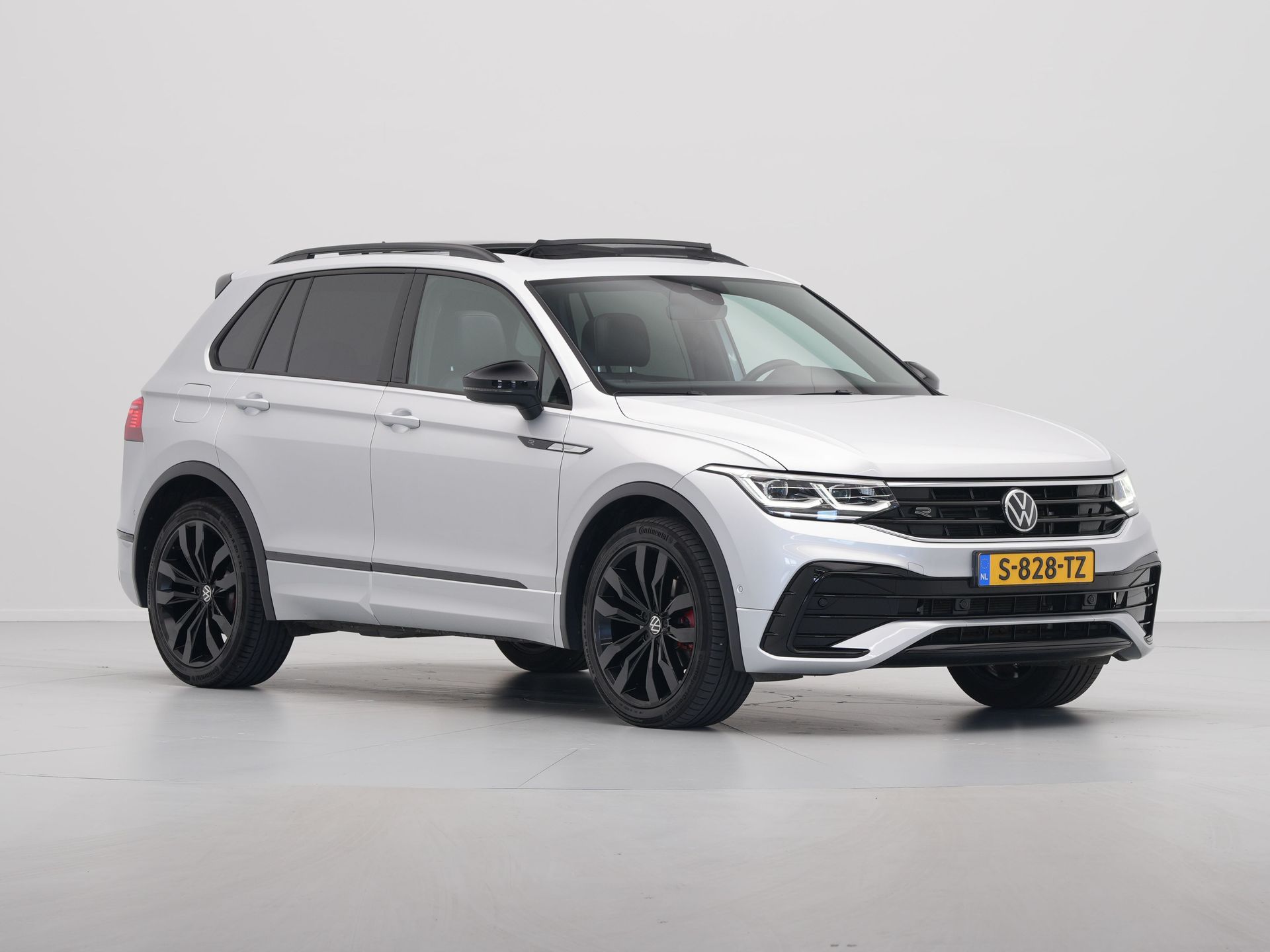 Volkswagen - Tiguan 1.5 TSI 150pk DSG R-Line Business - 2023