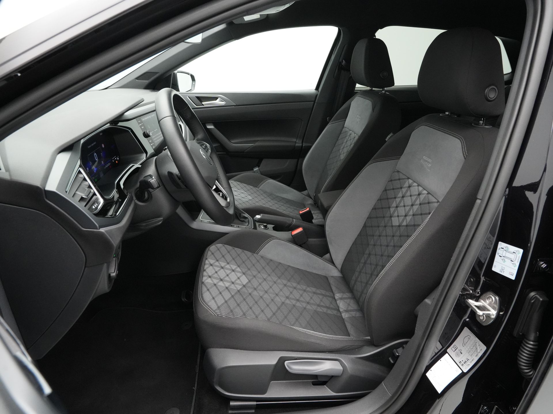 Volkswagen - Polo 1.0 TSI 95pk DSG R-Line - 2024