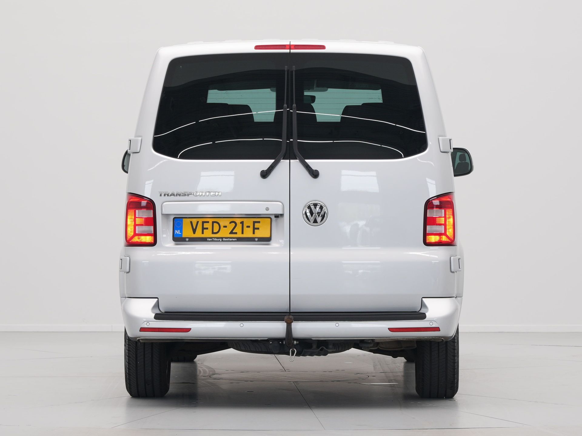 Volkswagen - Transporter 2.0 TDI L2H1 DC Highline - 2020