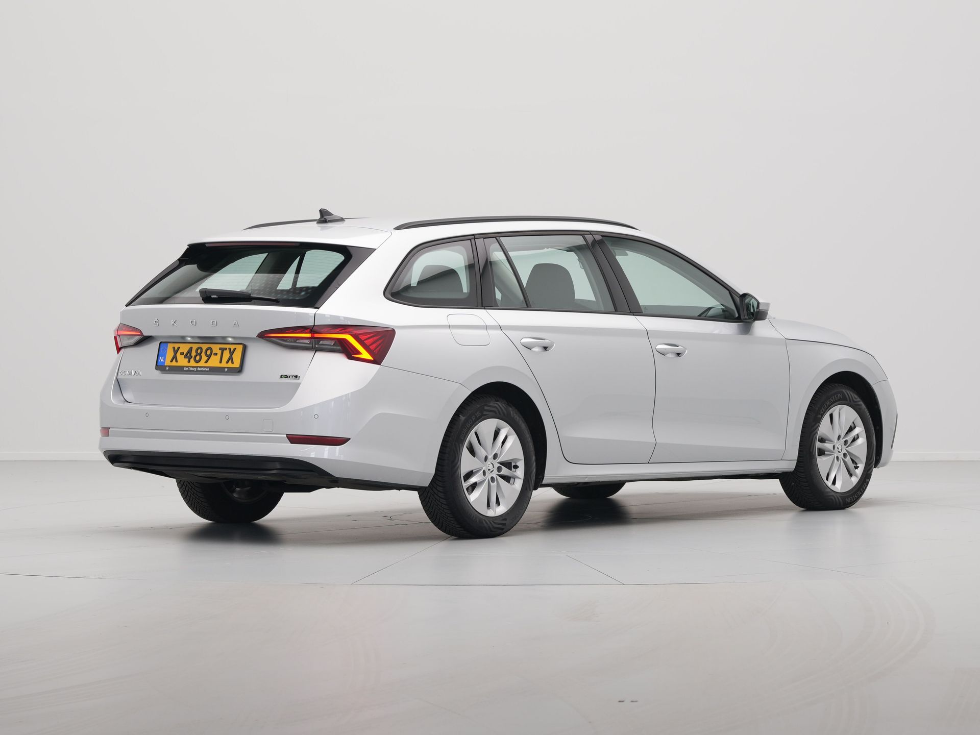 Škoda - Octavia Combi 1.0 e-TSI 110pk DSG Business Edition - 2024