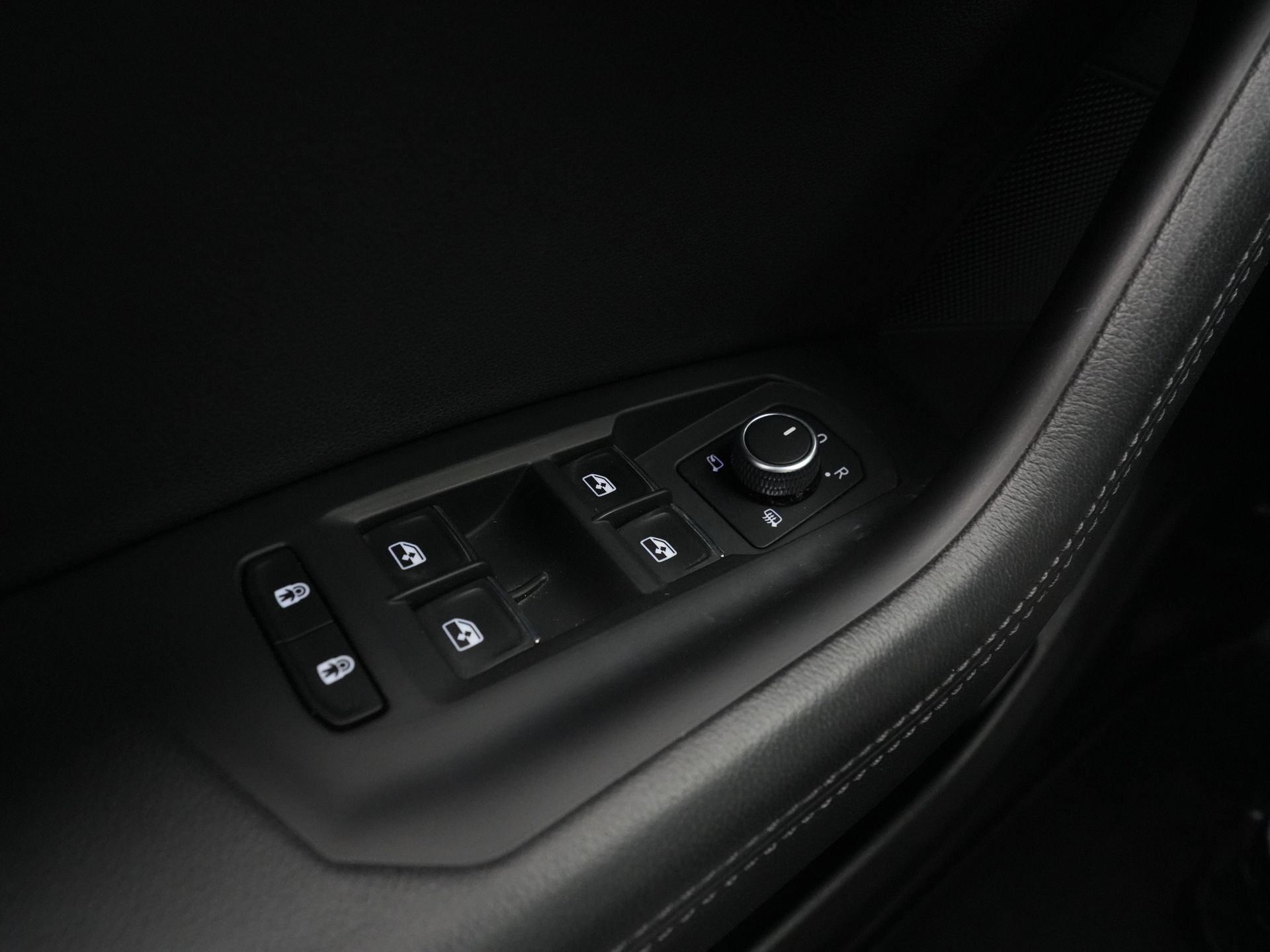 Volkswagen - Touareg 3.0 TSi eHybrid 4MOTION Elegance - 2021