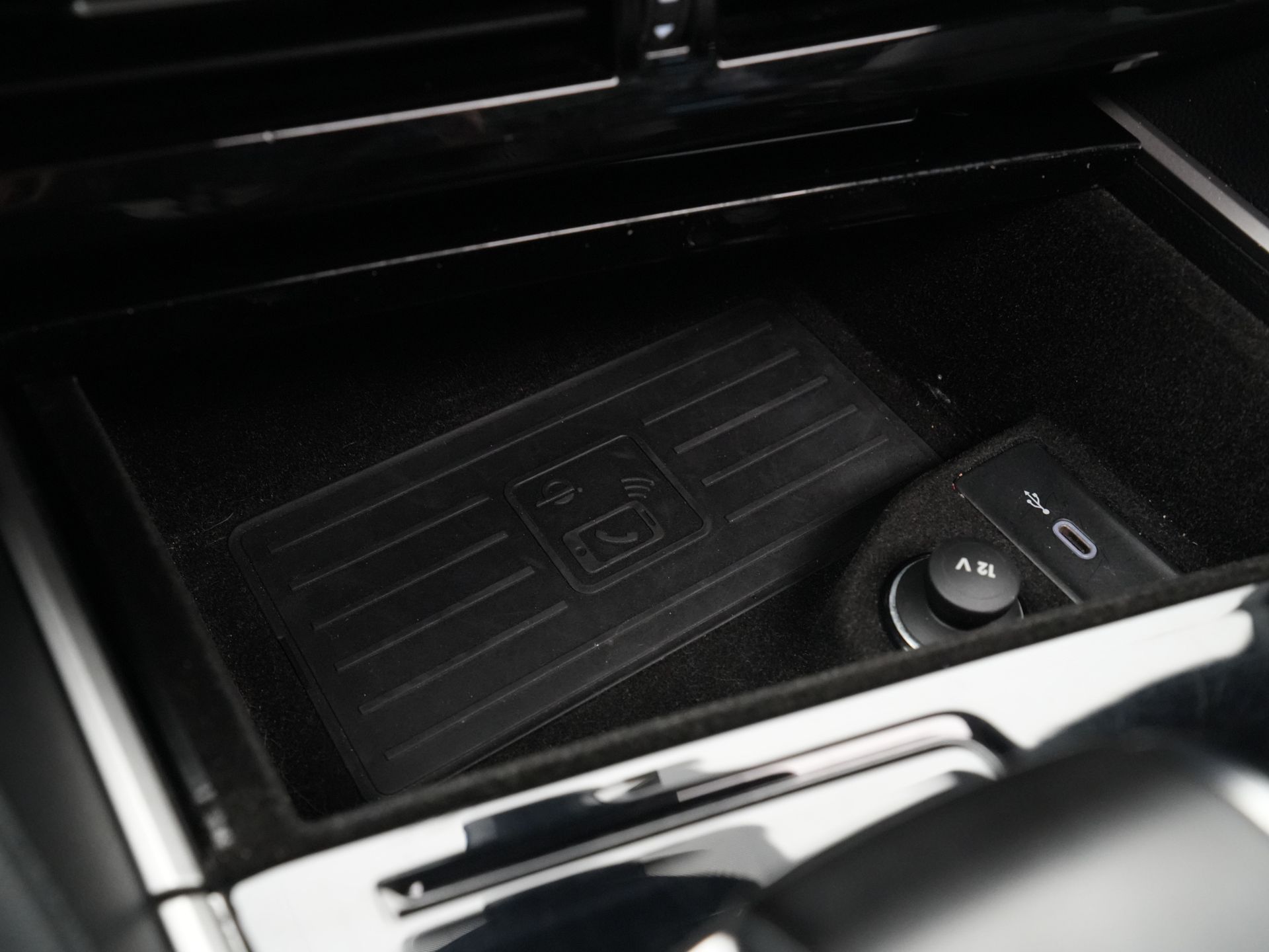 Volkswagen - Touareg 3.0 TSi eHybrid 4MOTION Elegance - 2021
