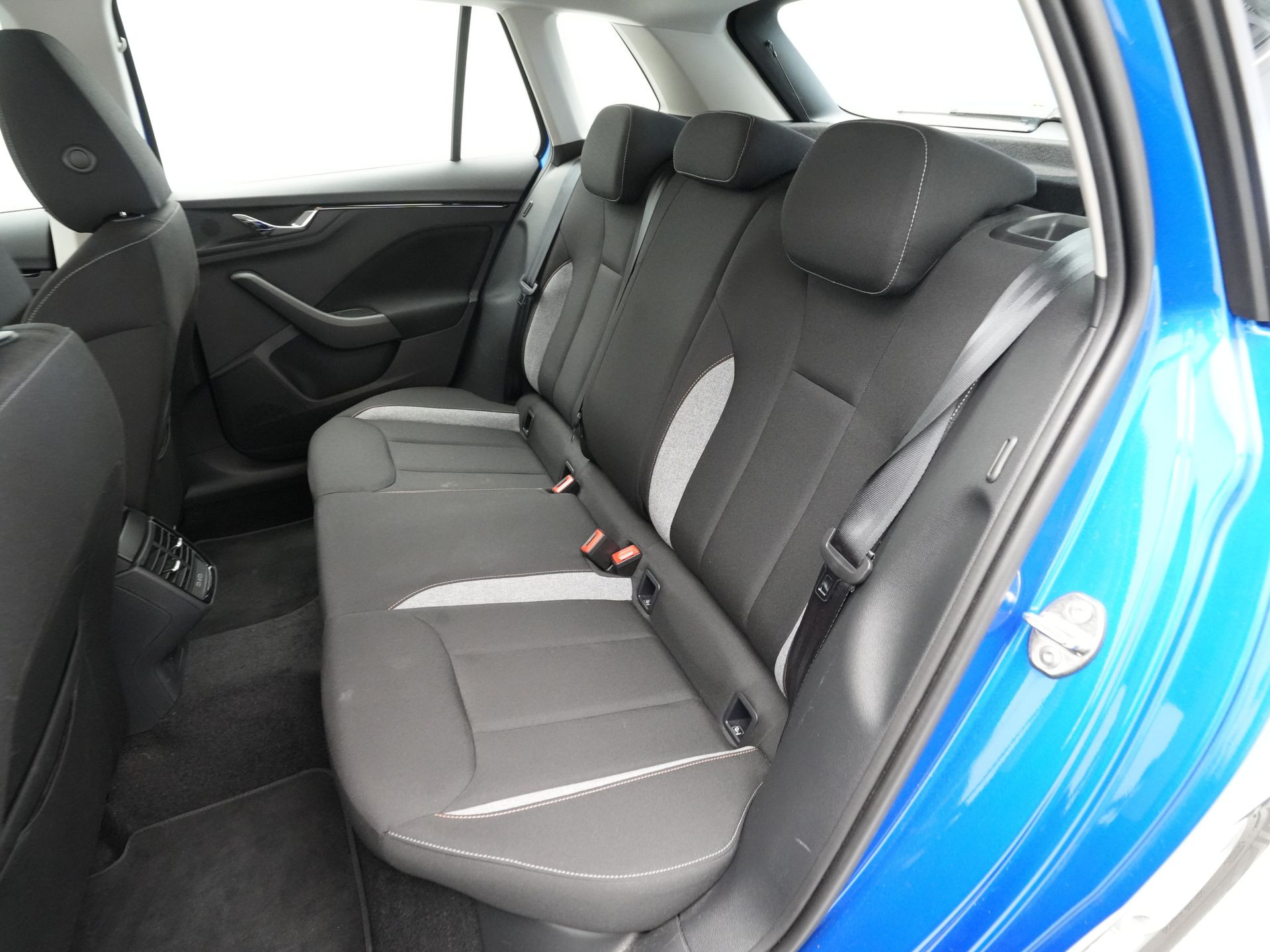 Škoda - Kamiq 1.0 TSI 115pk DSG Selection - 2024