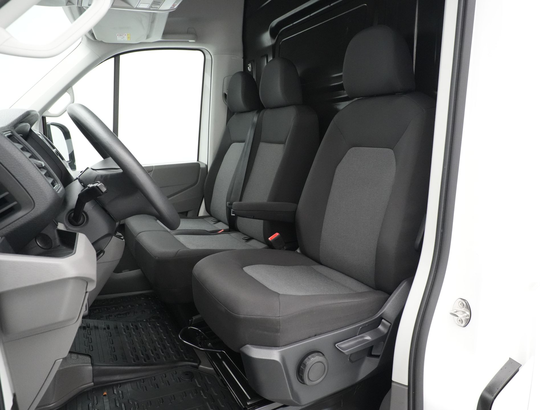 Volkswagen - Crafter 30 2.0 TDI L3H2 Economy Business - 2021