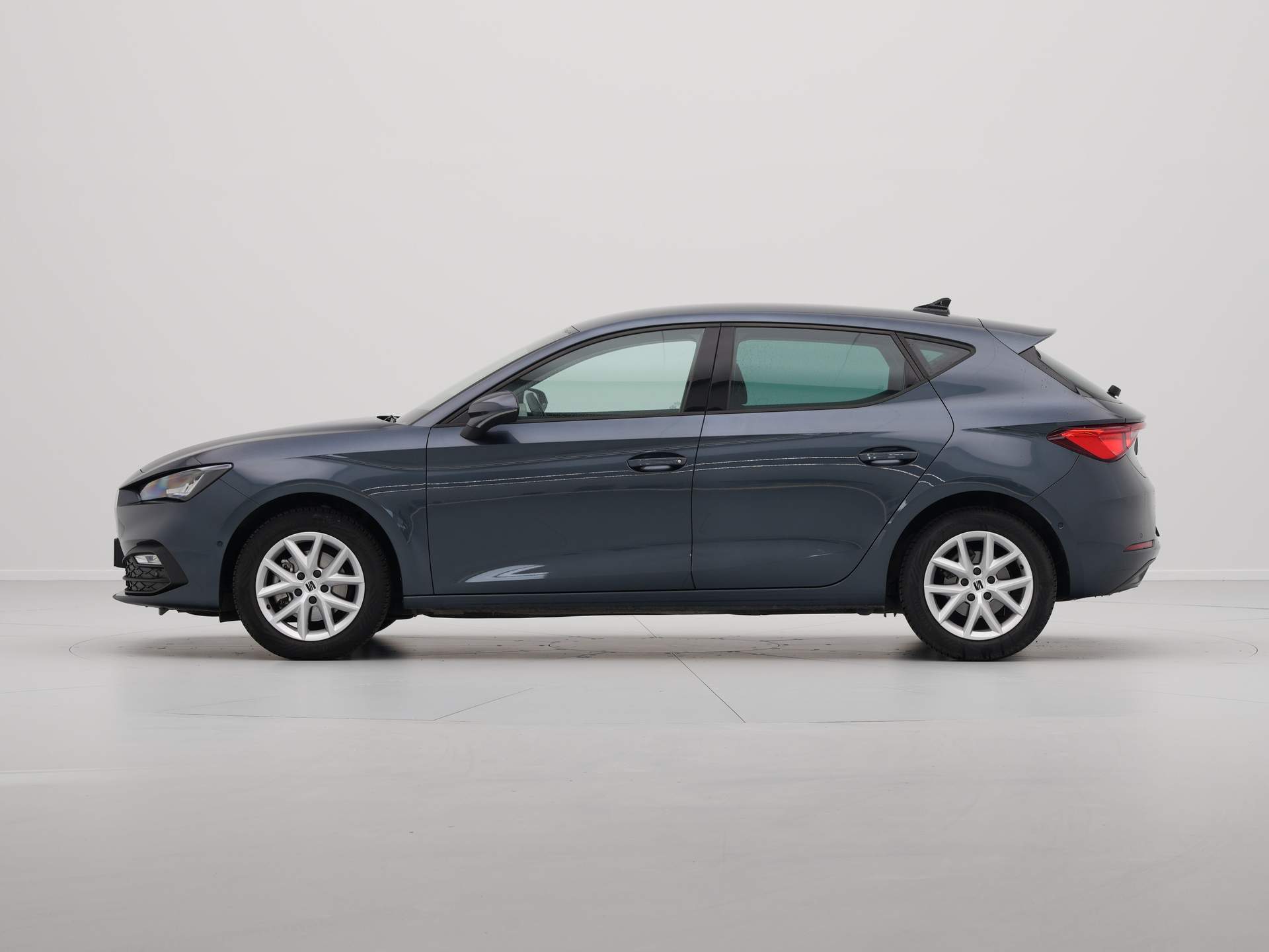 SEAT - Leon 1.0 TSI 110pk Style Business Intense - 2023