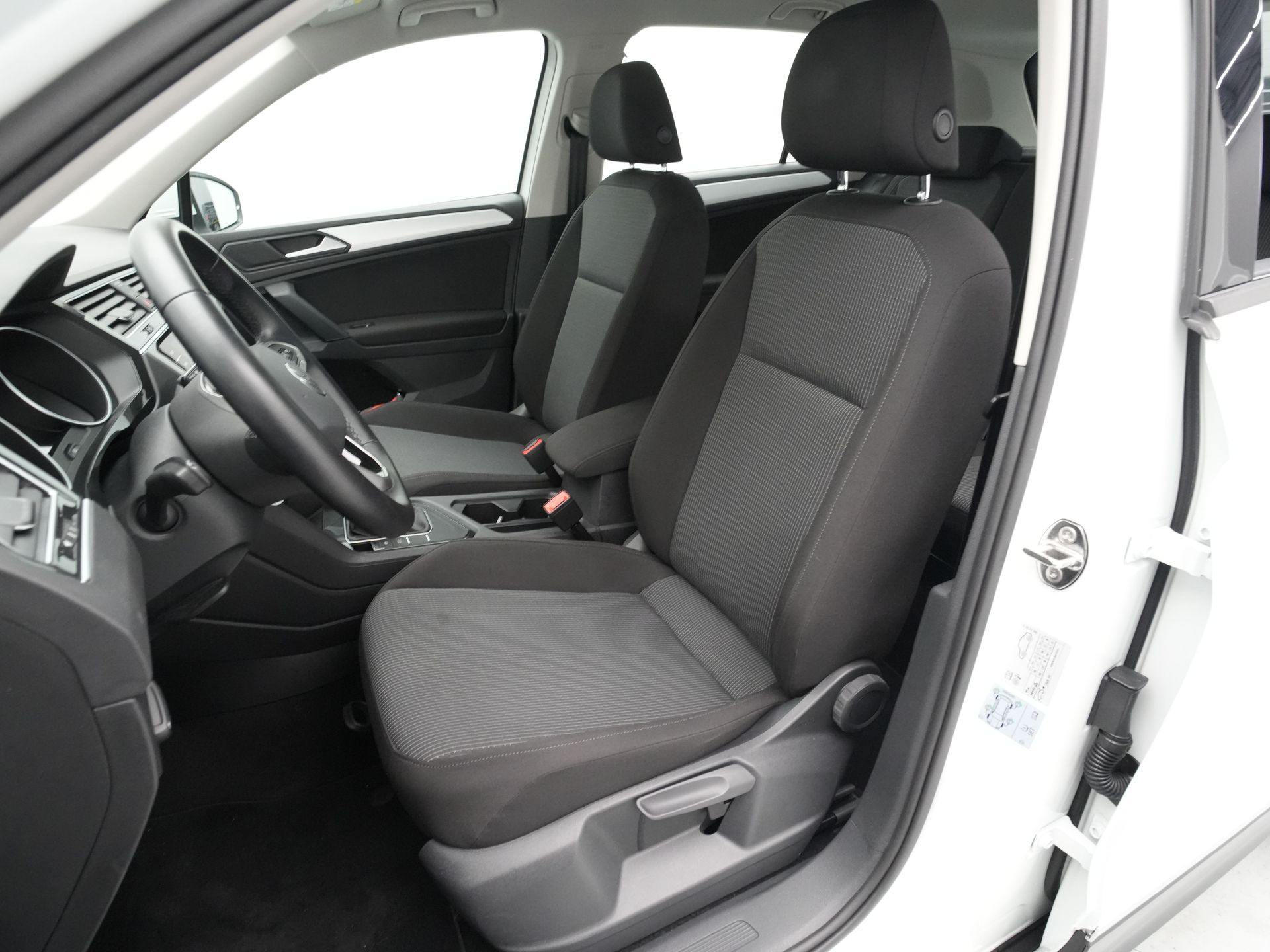 Volkswagen - Tiguan 1.5 TSI 130pk Life Business - 2021