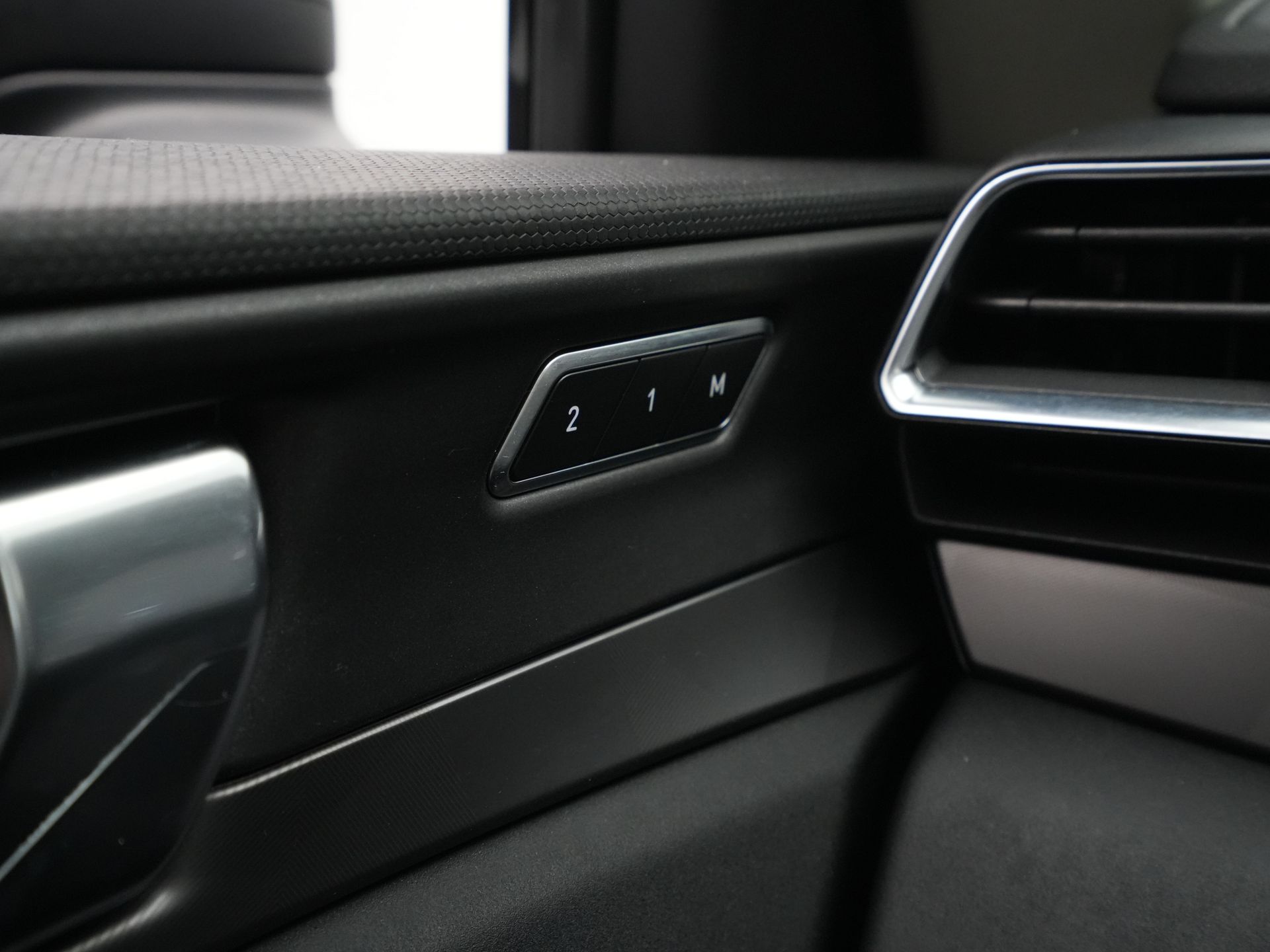 Lynk & Co - 01 1.5 - 2022