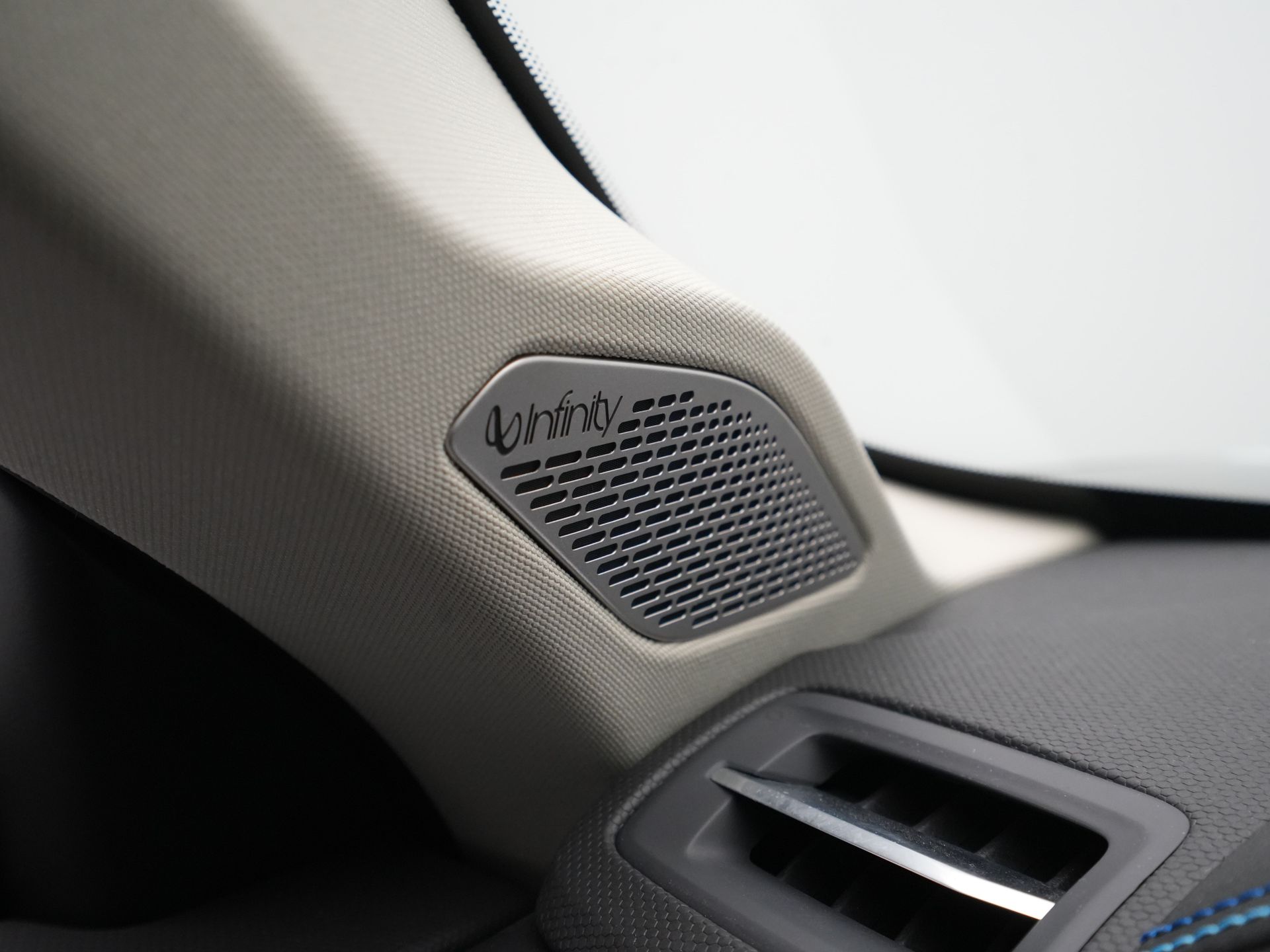 Lynk & Co - 01 1.5 - 2022