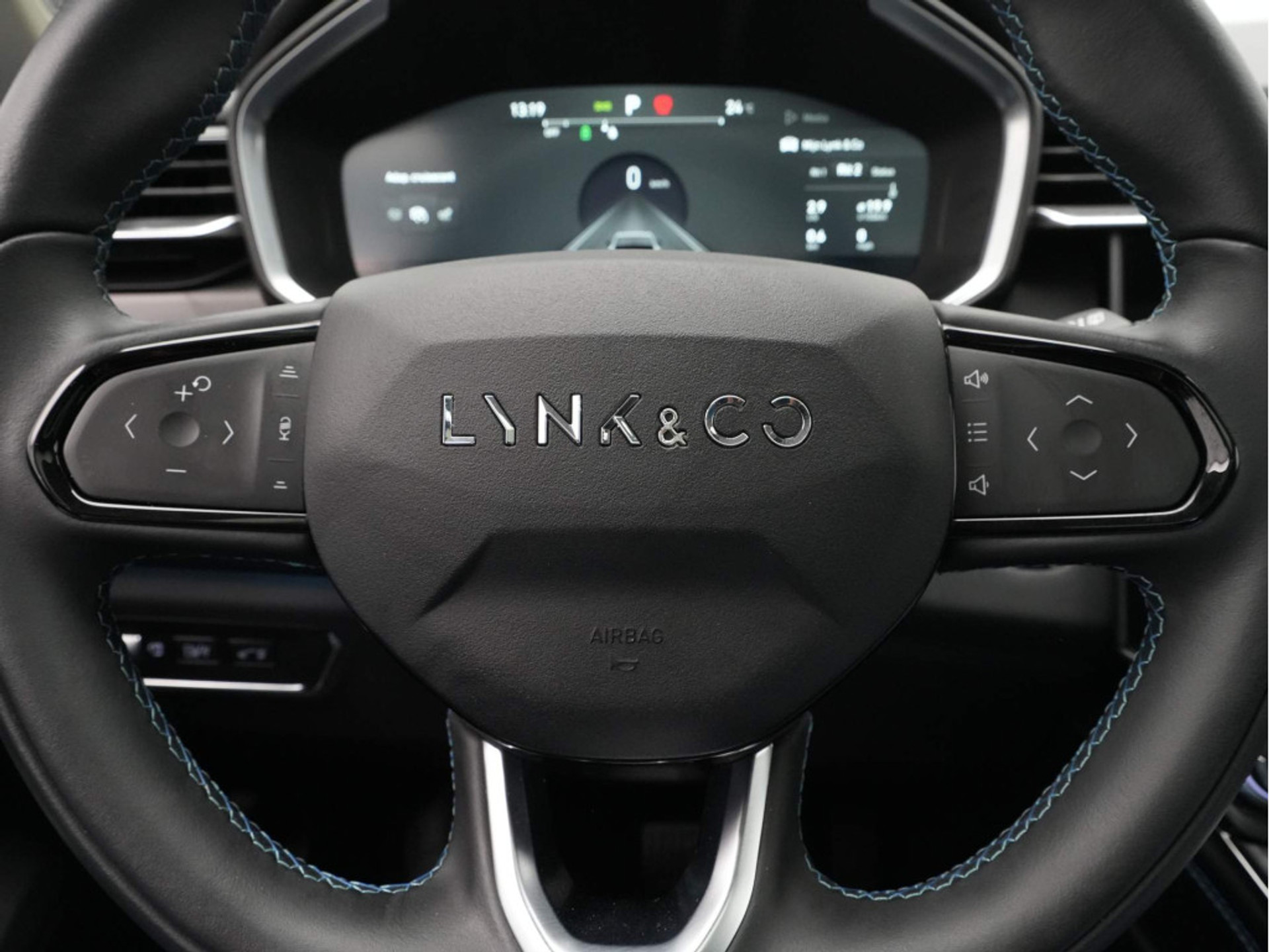 Lynk & Co - 01 1.5 - 2022