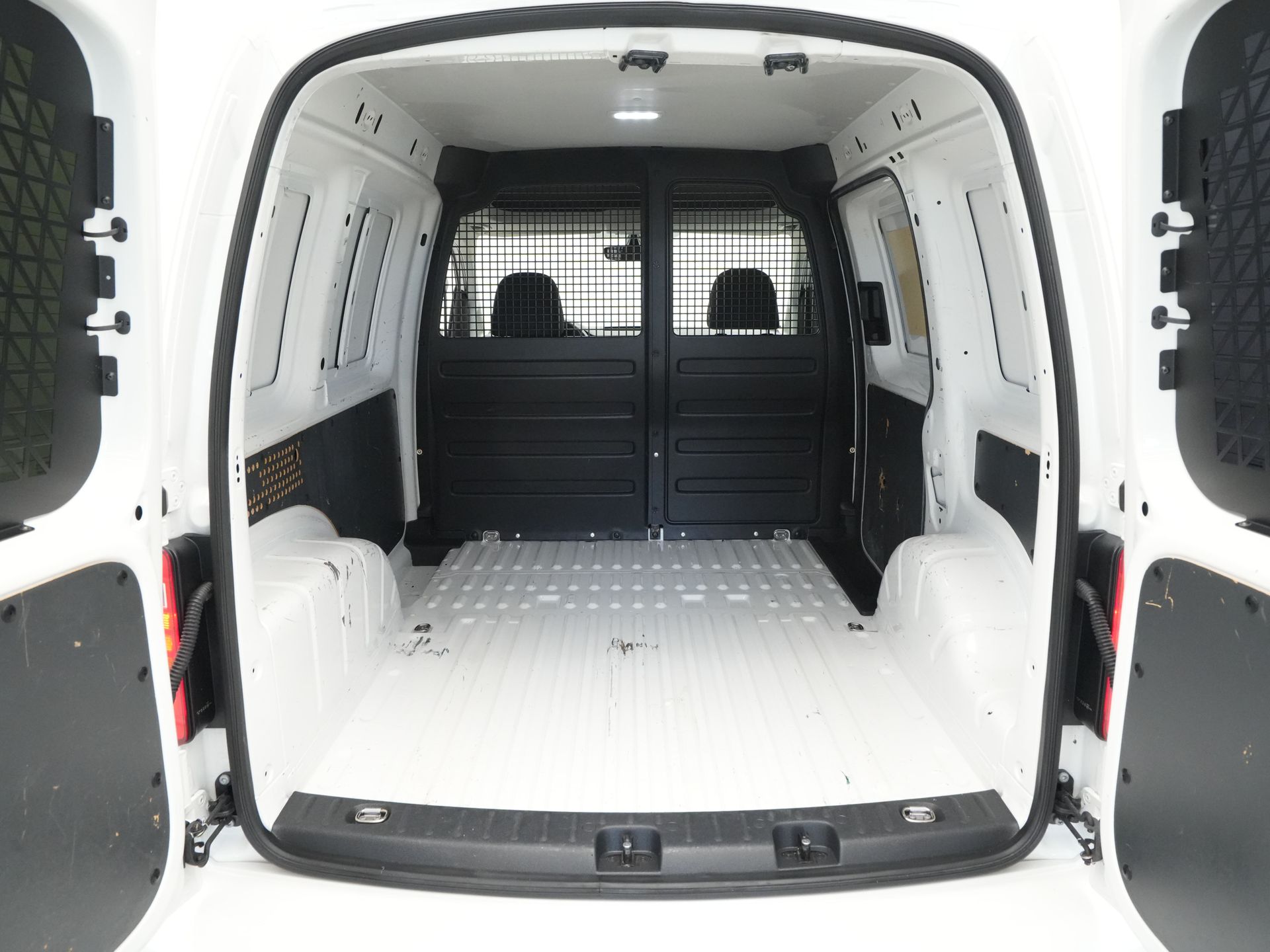 Volkswagen - Caddy 2.0 TDI L1H1 BMT Highline - 2020