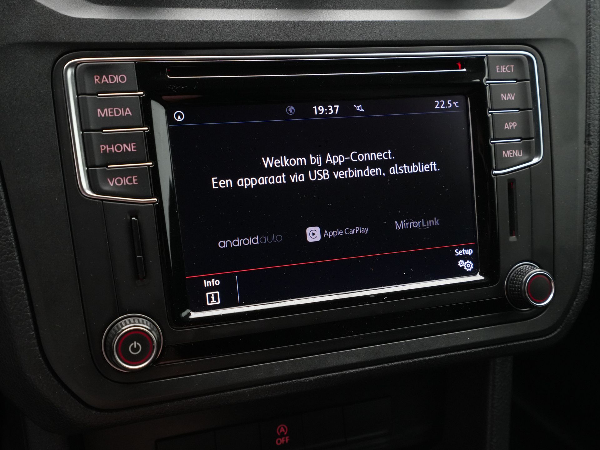 Volkswagen - Caddy 2.0 TDI L1H1 BMT Highline - 2020