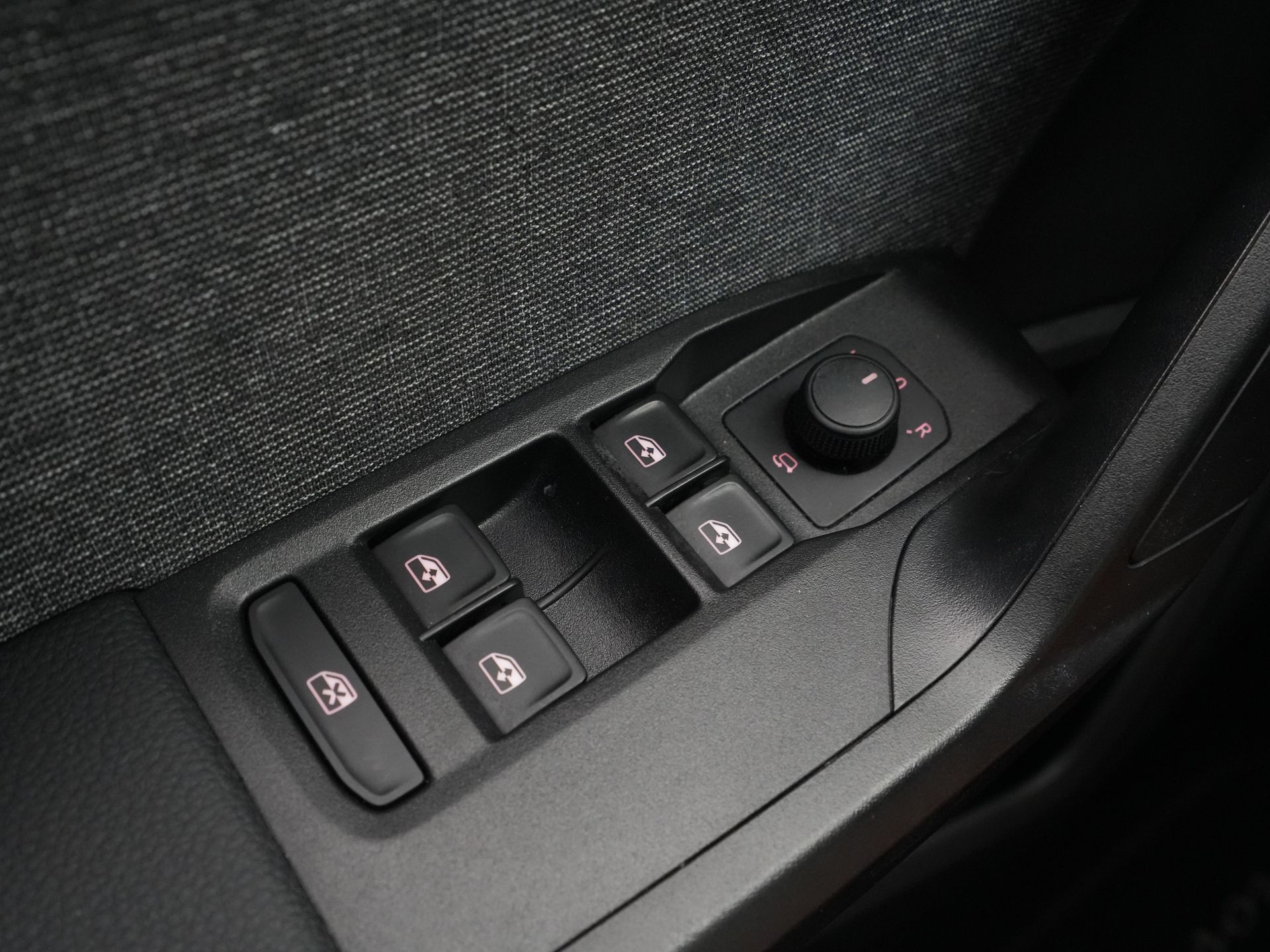 SEAT - Arona 1.0 TSI 95pk Xperience Connect - 2022