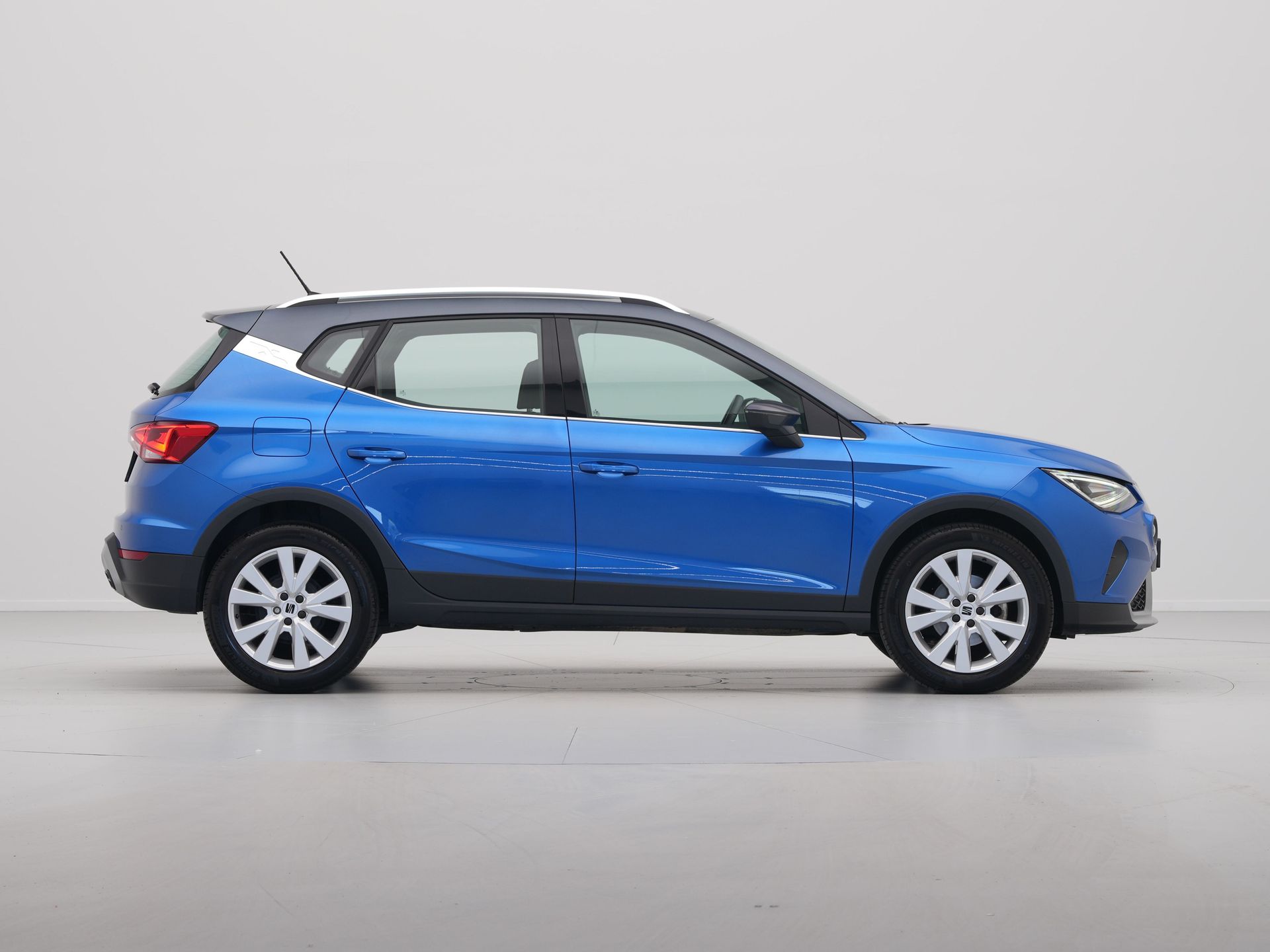 SEAT - Arona 1.0 TSI 95pk Xperience Connect - 2022