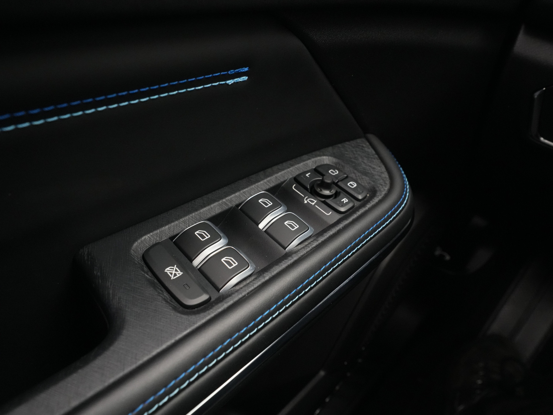 Lynk & Co - 01 1.5 - 2022