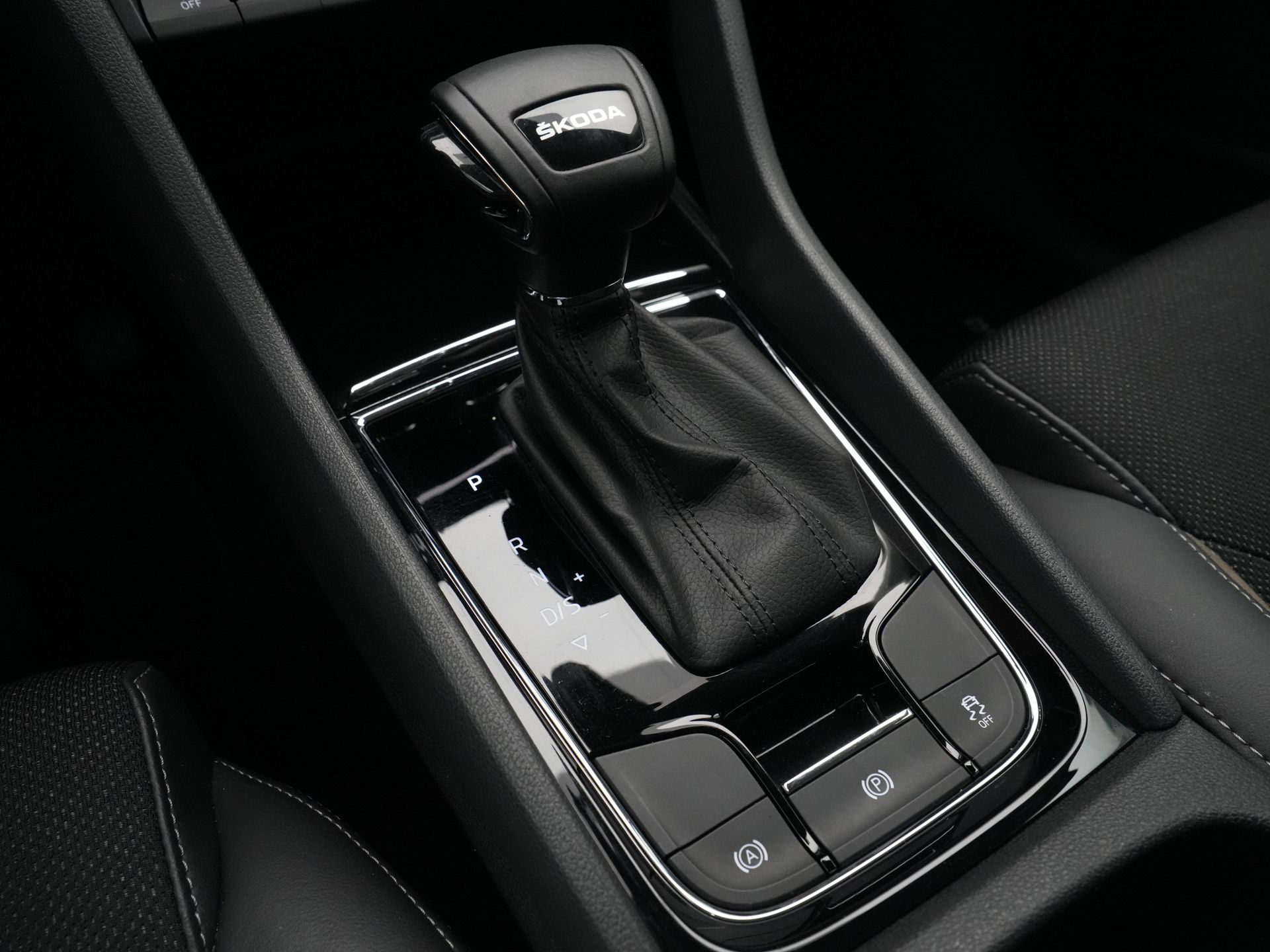 Škoda - Kodiaq 1.5 TSI 150pk DSG Business Edition - 2024