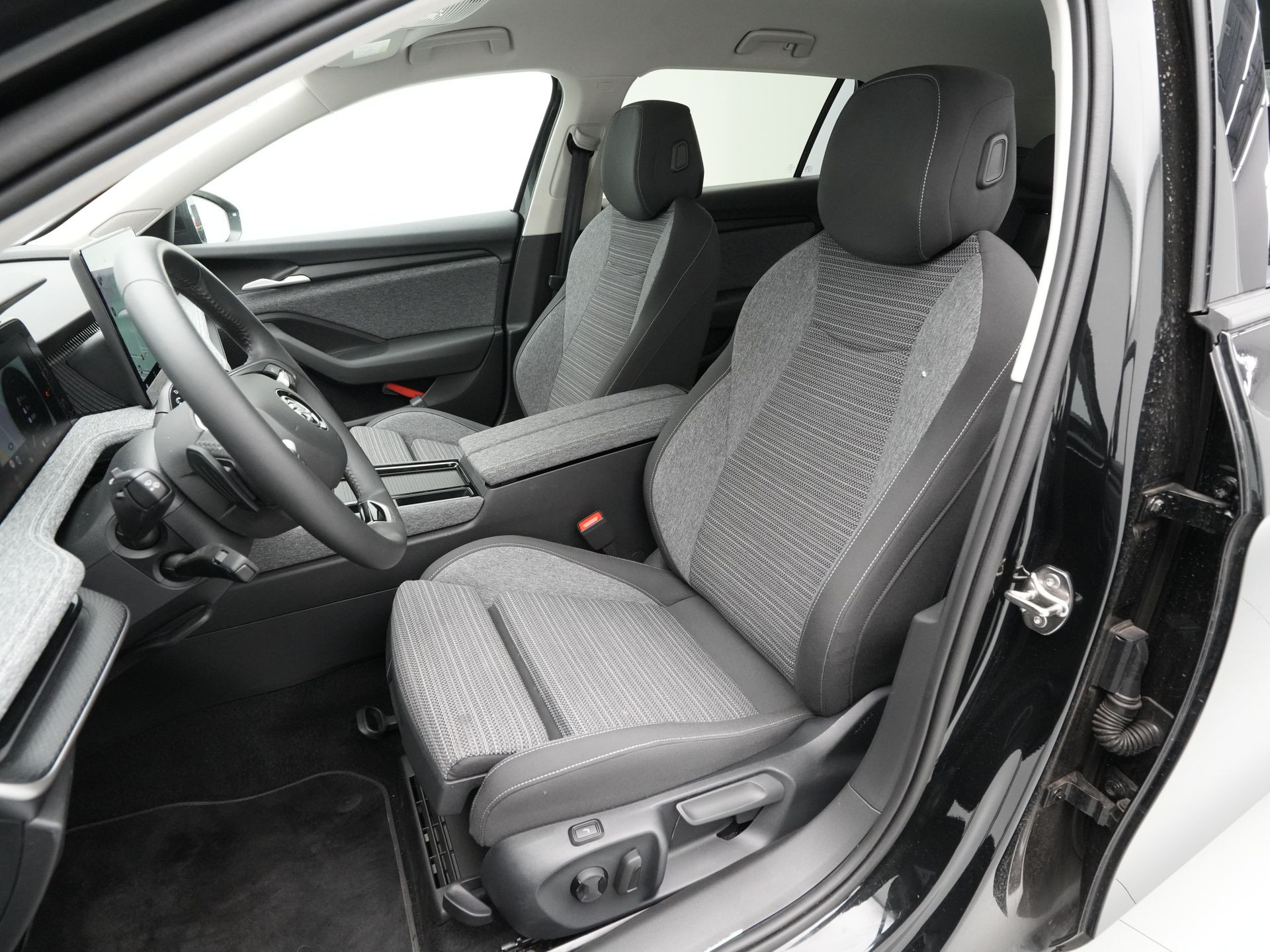 Škoda - Superb Combi 1.5 TSI 150pk MHEV First Edition - 2024