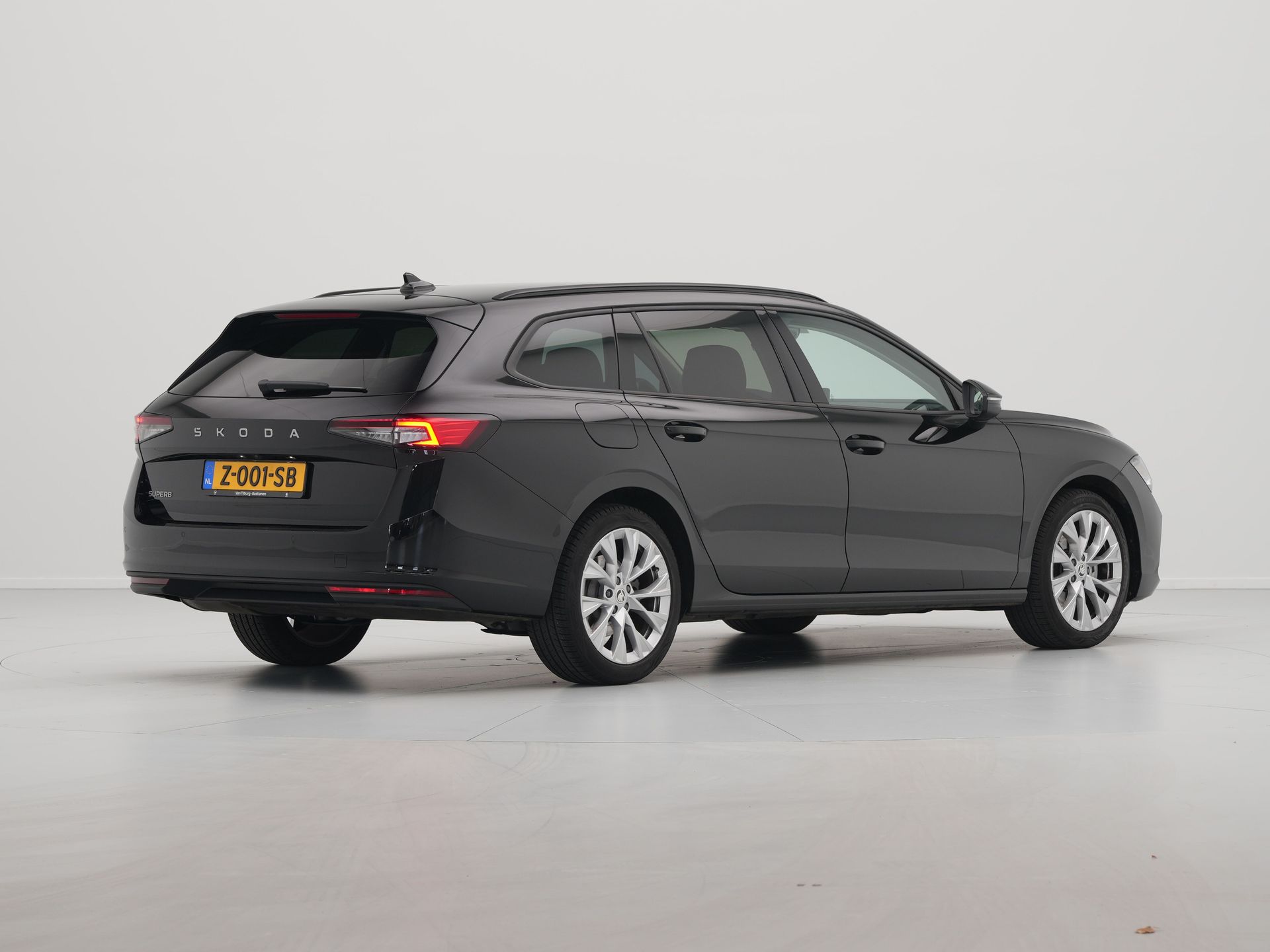Škoda - Superb Combi 1.5 TSI 150pk MHEV First Edition - 2024
