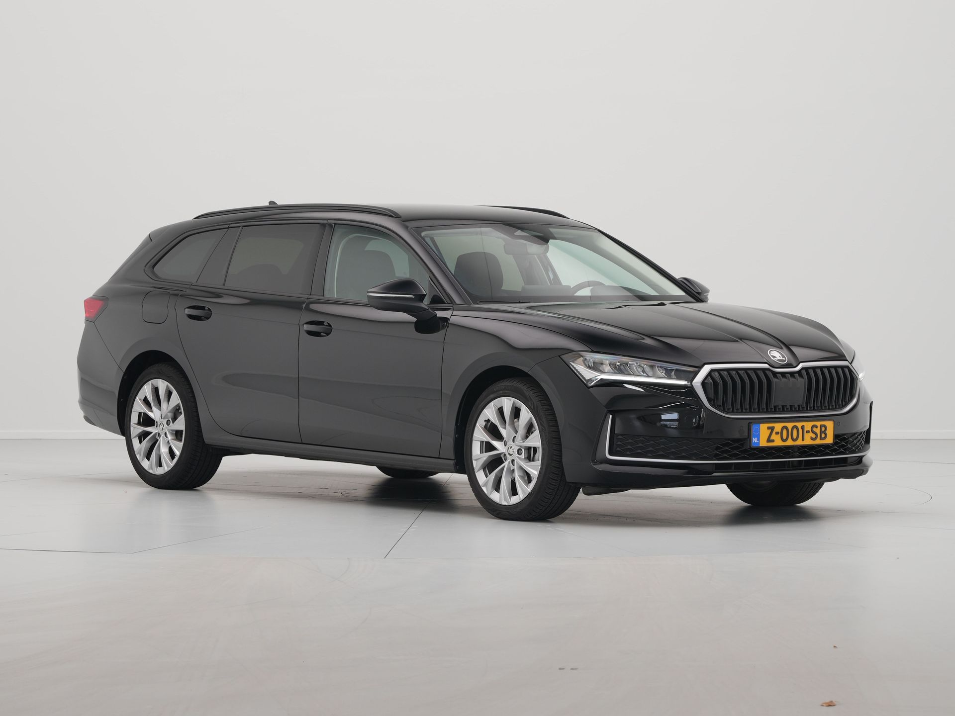 Škoda - Superb Combi 1.5 TSI 150pk MHEV First Edition - 2024