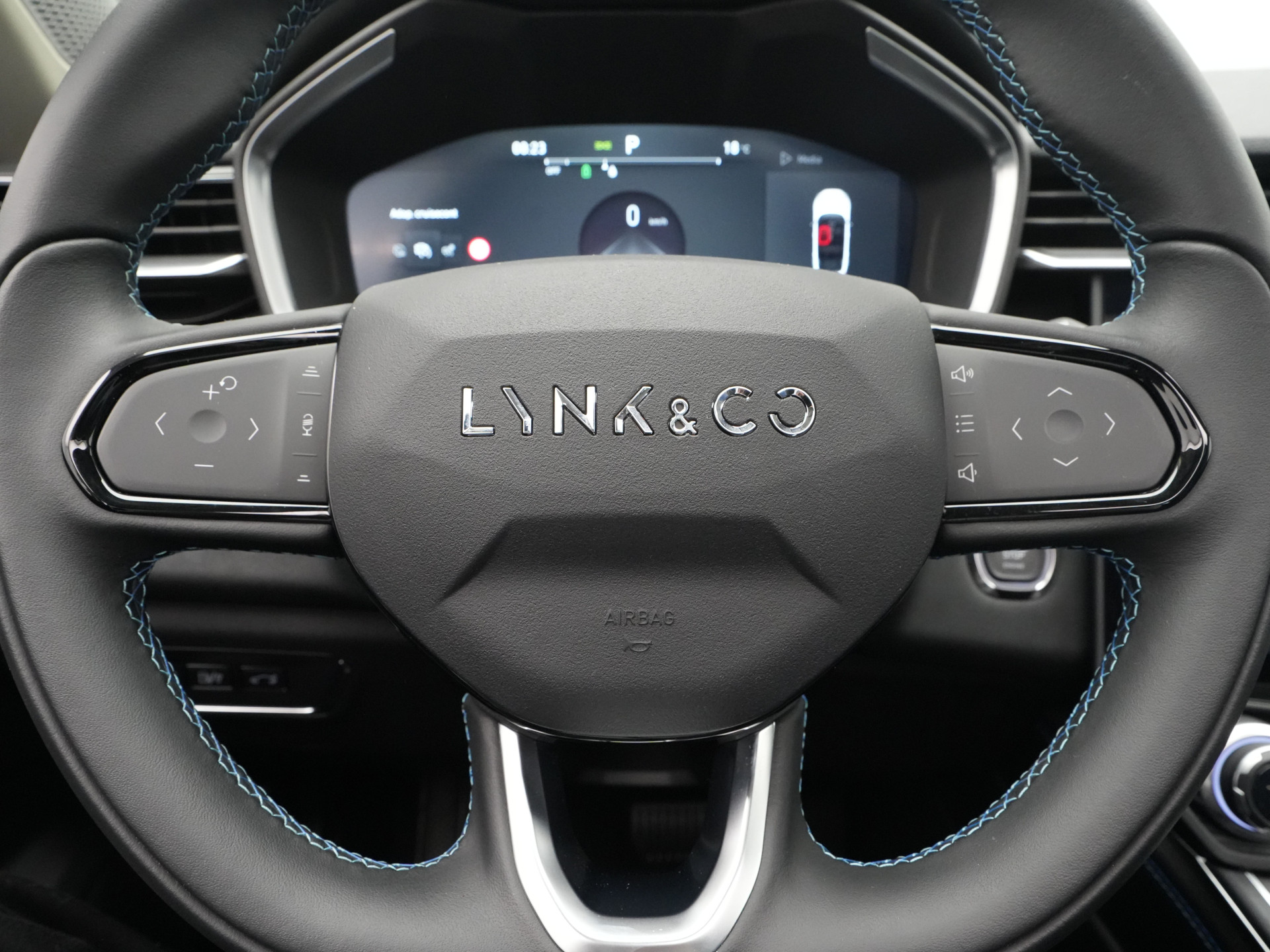 Lynk & Co - 01 1.5 - 2022