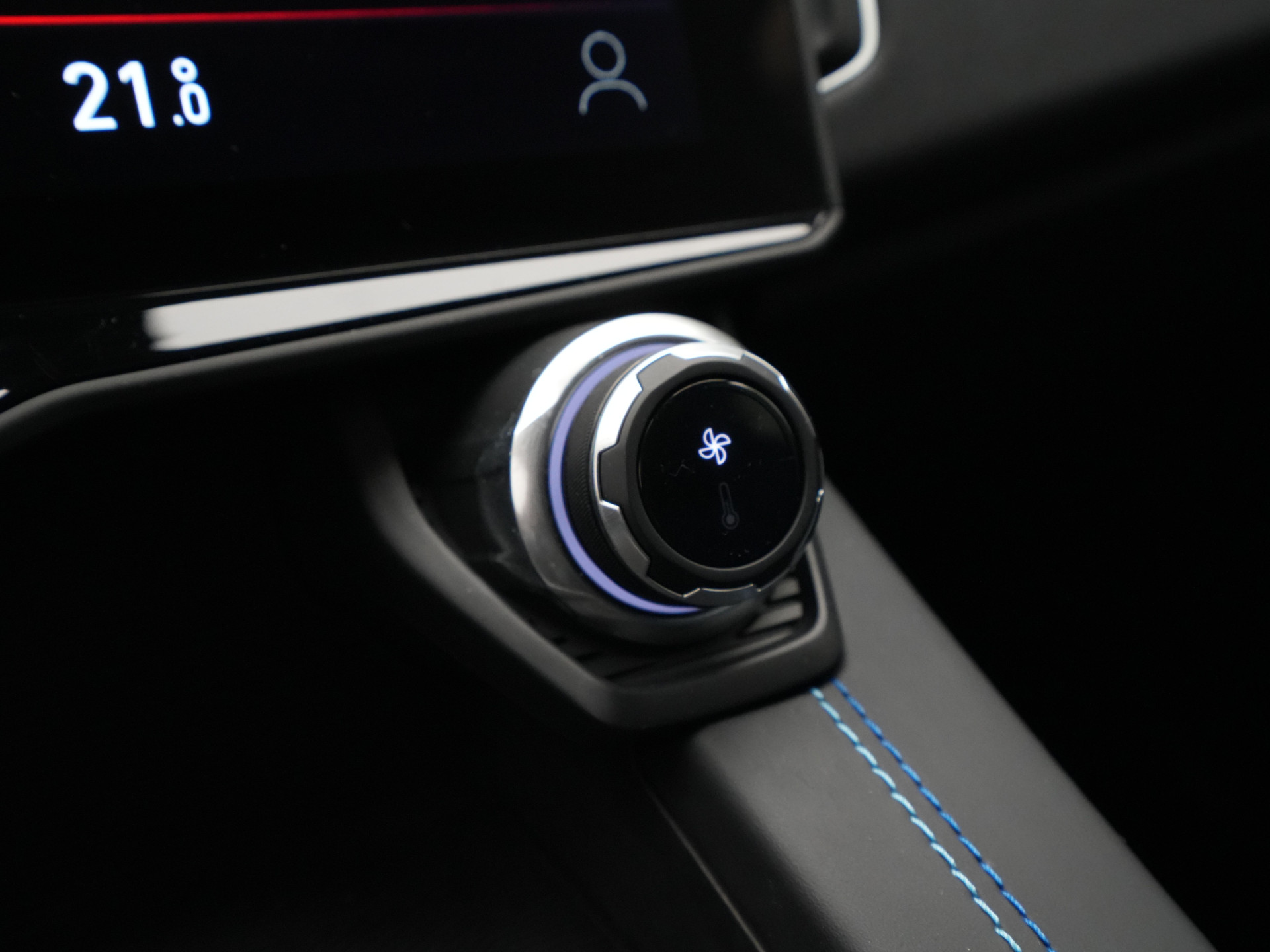 Lynk & Co - 01 1.5 - 2023