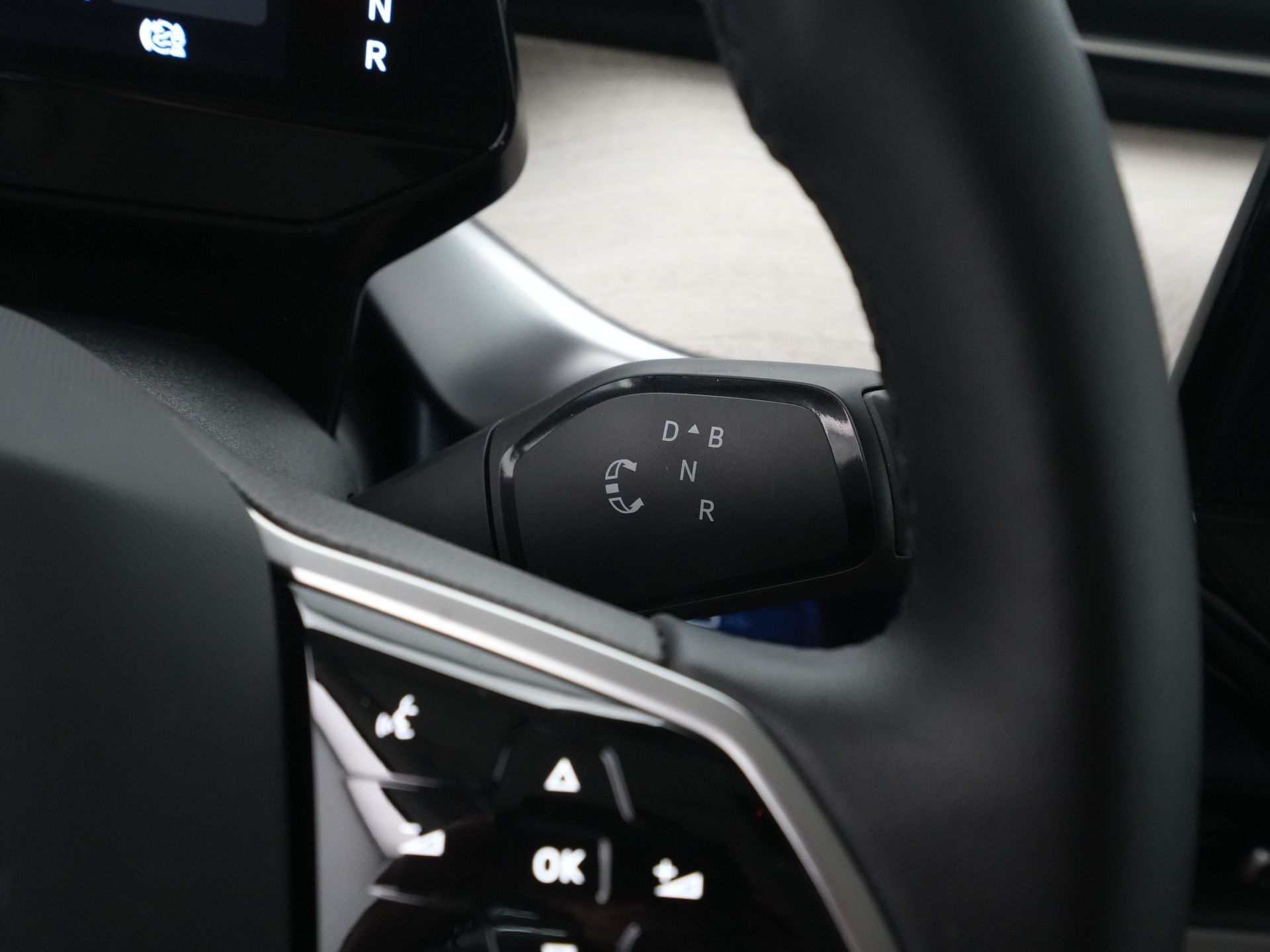Volkswagen - ID. Buzz Pro 77kWh - 2023