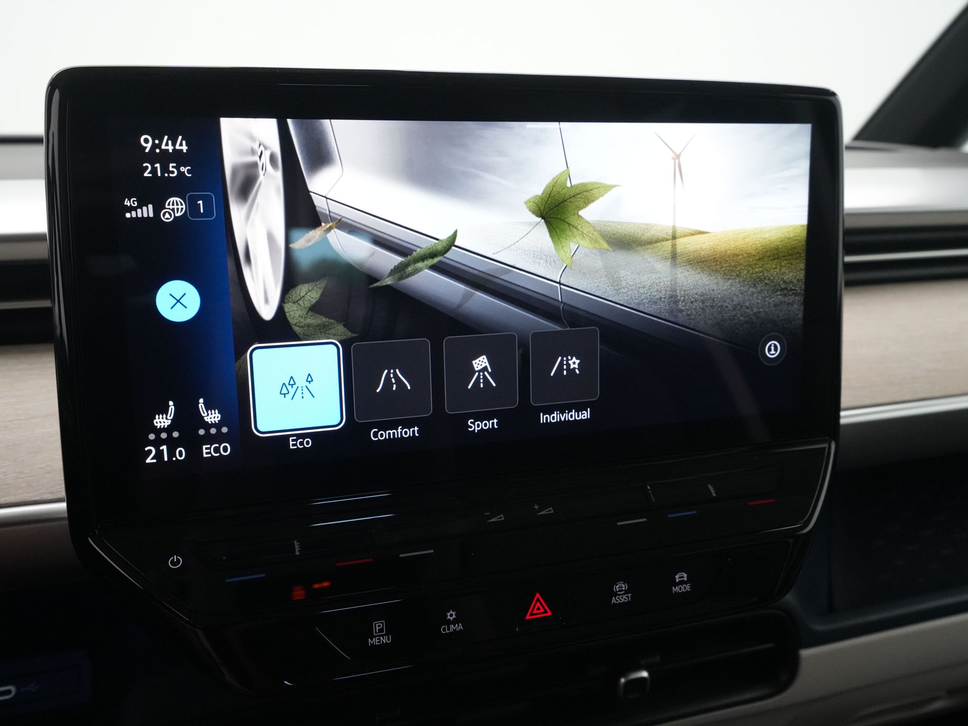 Volkswagen - ID. Buzz Pro 77kWh - 2023
