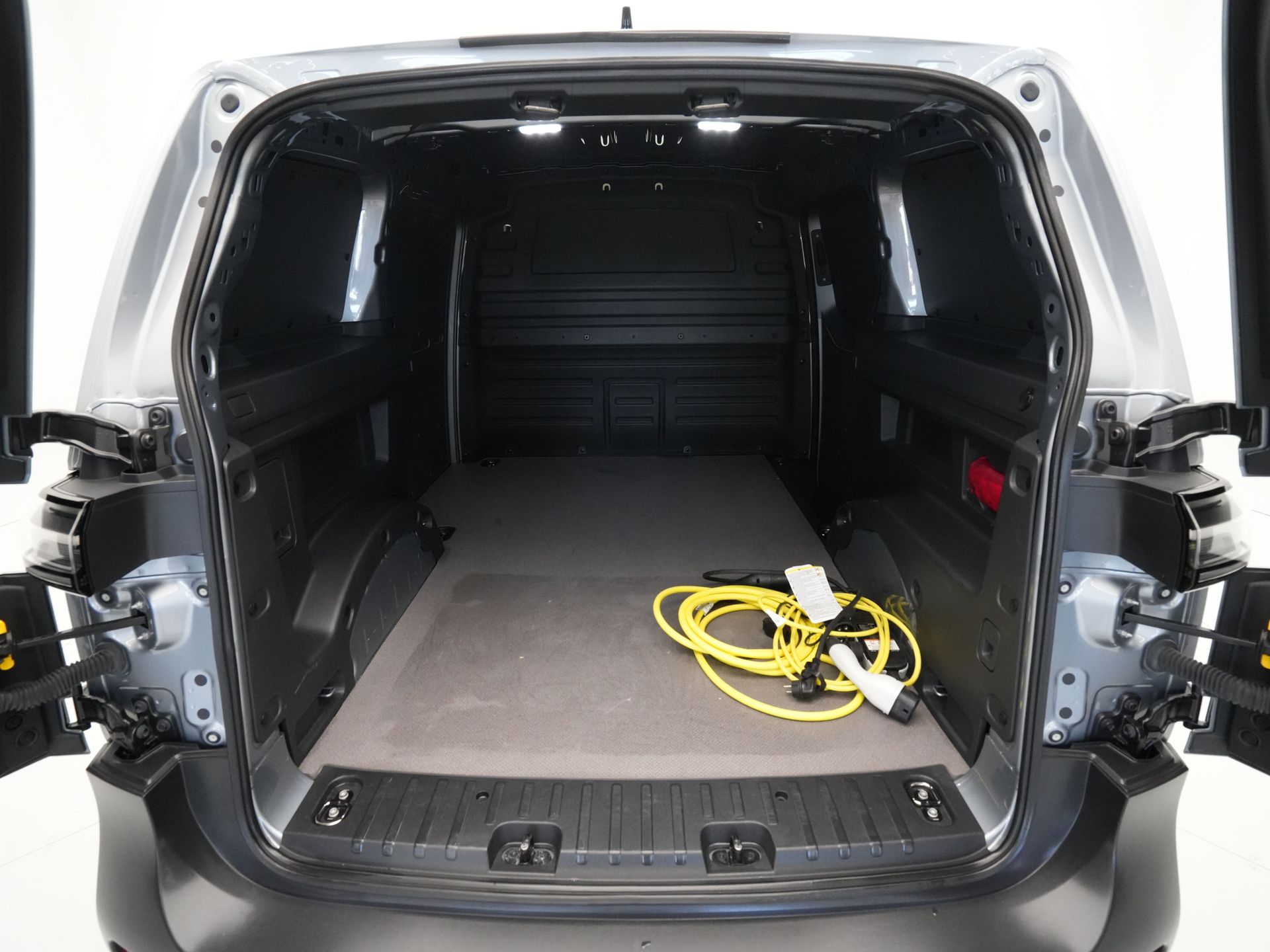 Volkswagen - ID. Buzz Cargo 77 kWh - 2023