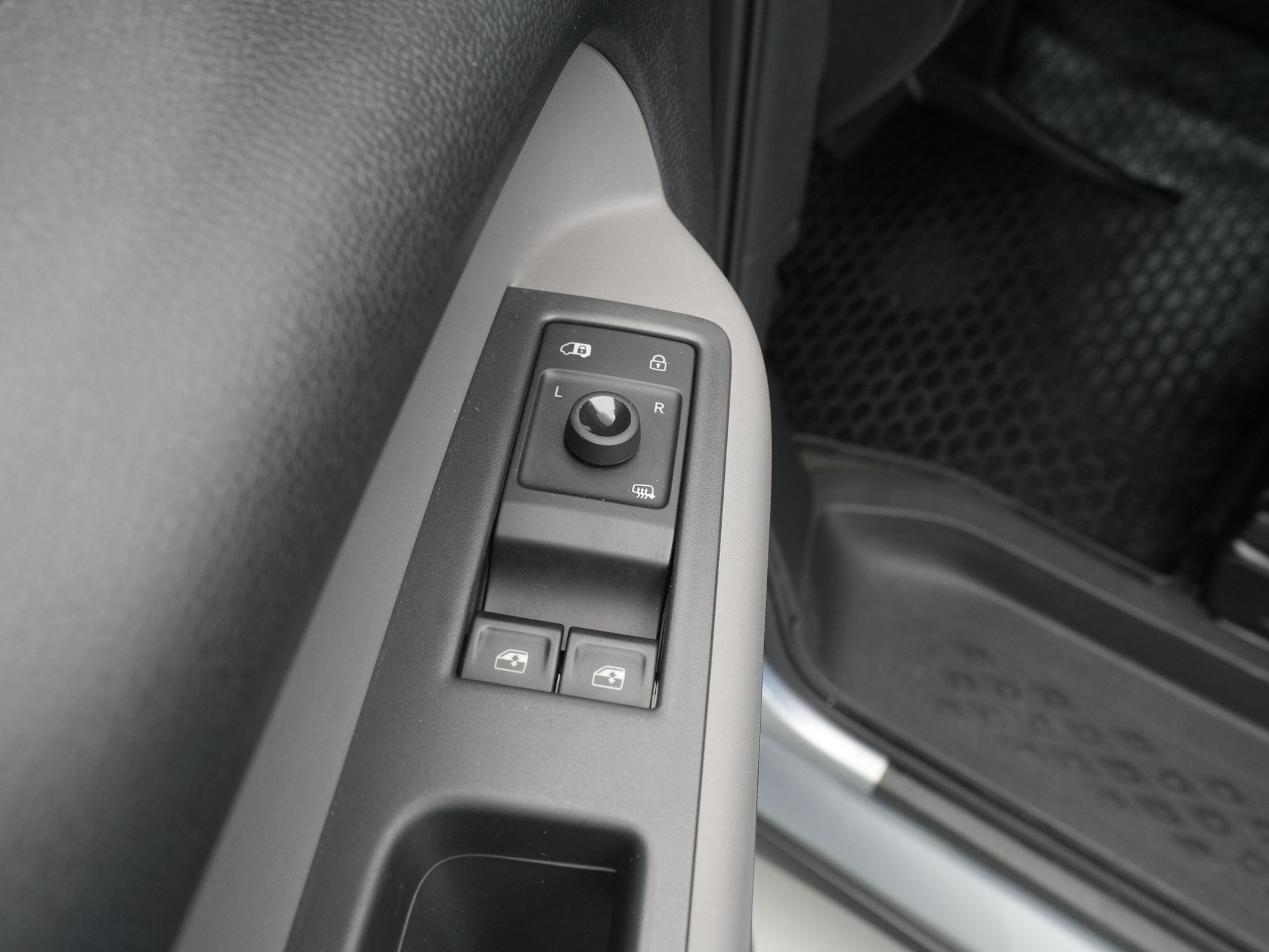 Volkswagen - ID. Buzz Cargo 77 kWh - 2023
