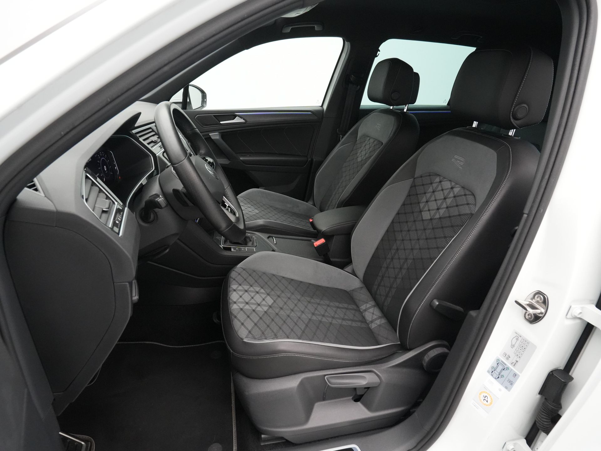 Volkswagen - Tiguan 1.4 TSI 245pk eHybrid R-Line Business+ - 2021