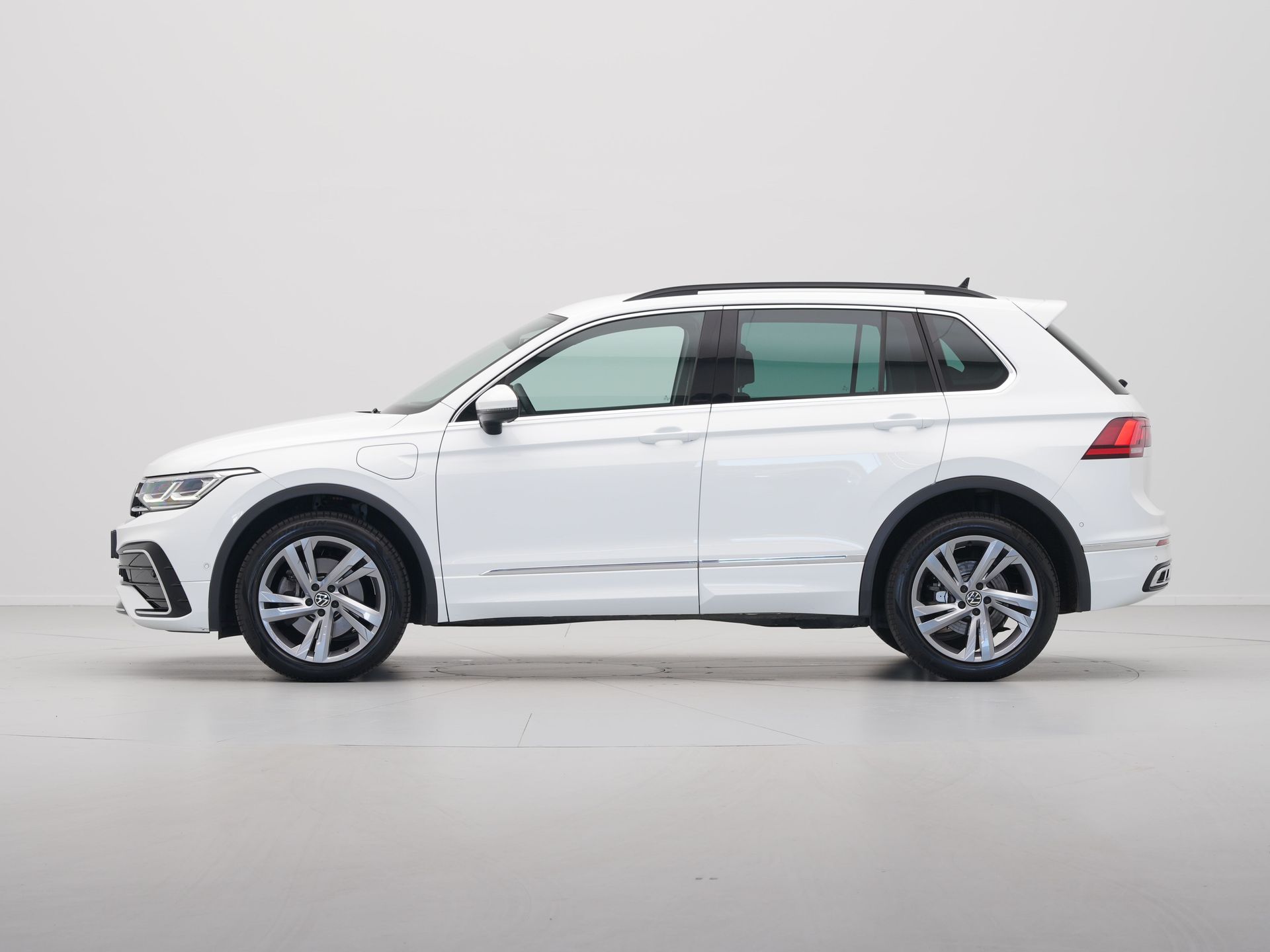 Volkswagen - Tiguan 1.4 TSI 245pk eHybrid R-Line Business+ - 2021