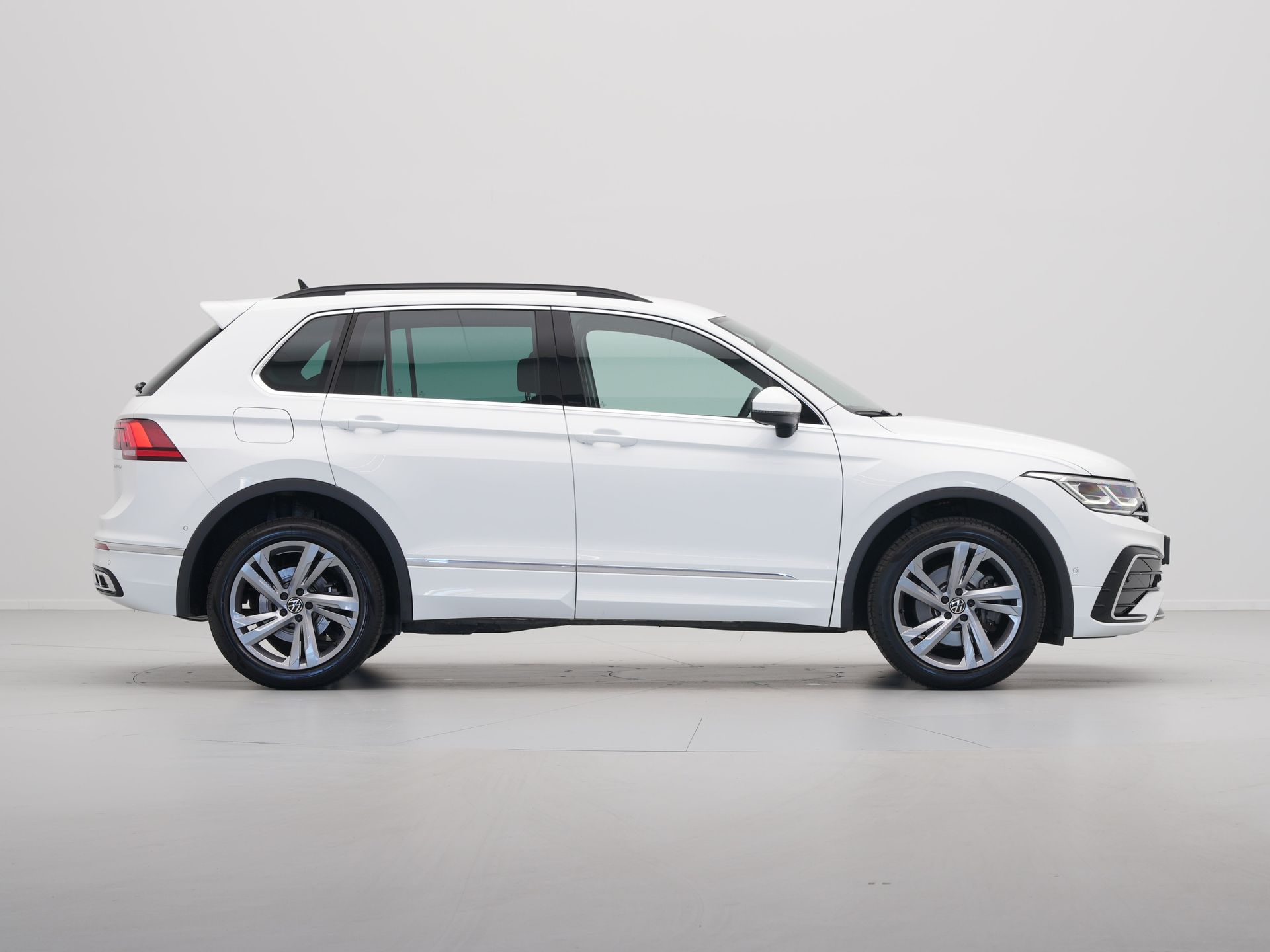 Volkswagen - Tiguan 1.4 TSI 245pk eHybrid R-Line Business+ - 2021